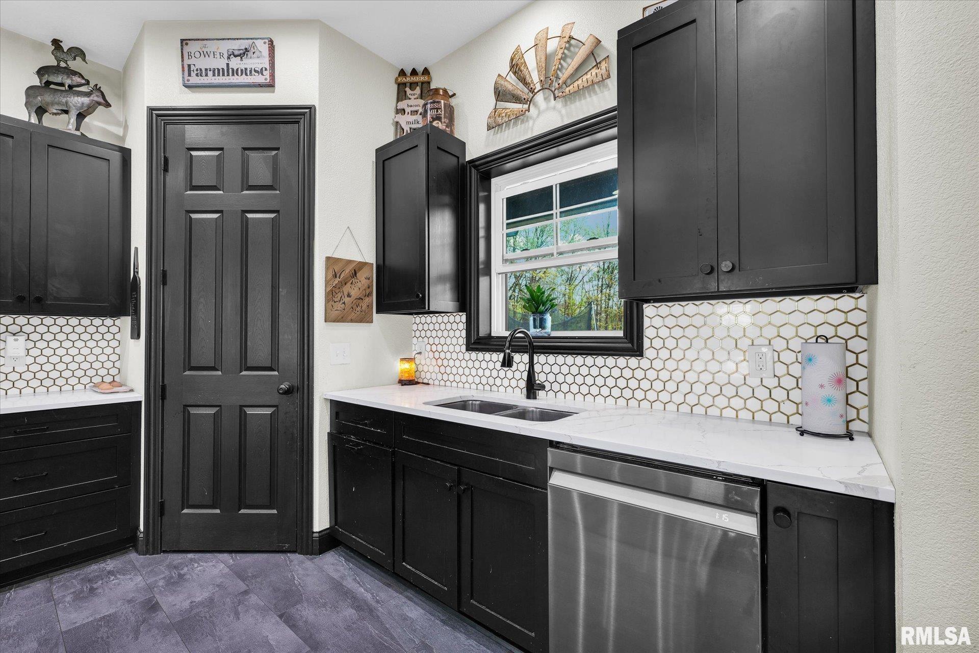 15295 E County Road 150 N, Charleston, Illinois image 32