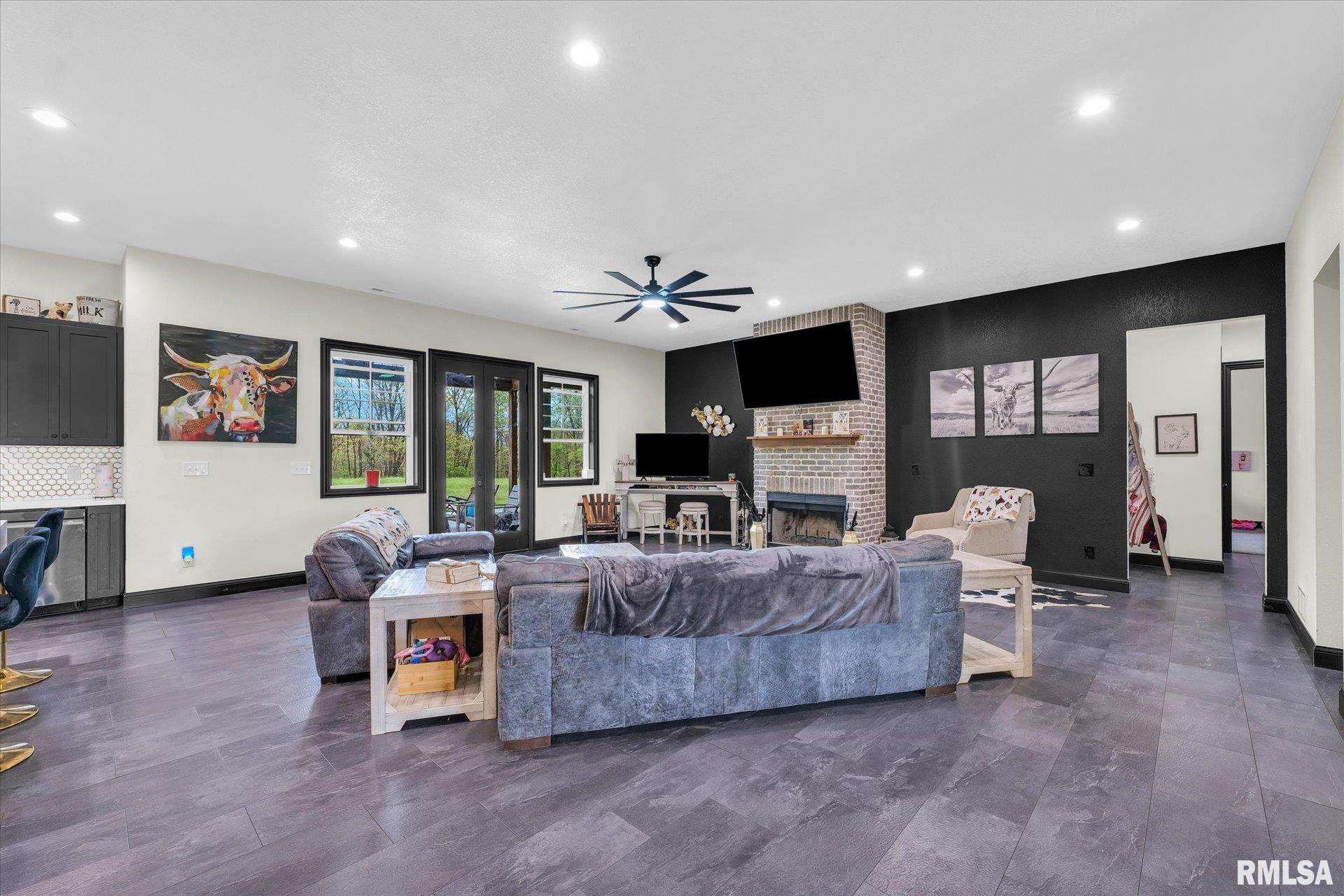15295 E County Road 150 N, Charleston, Illinois image 42