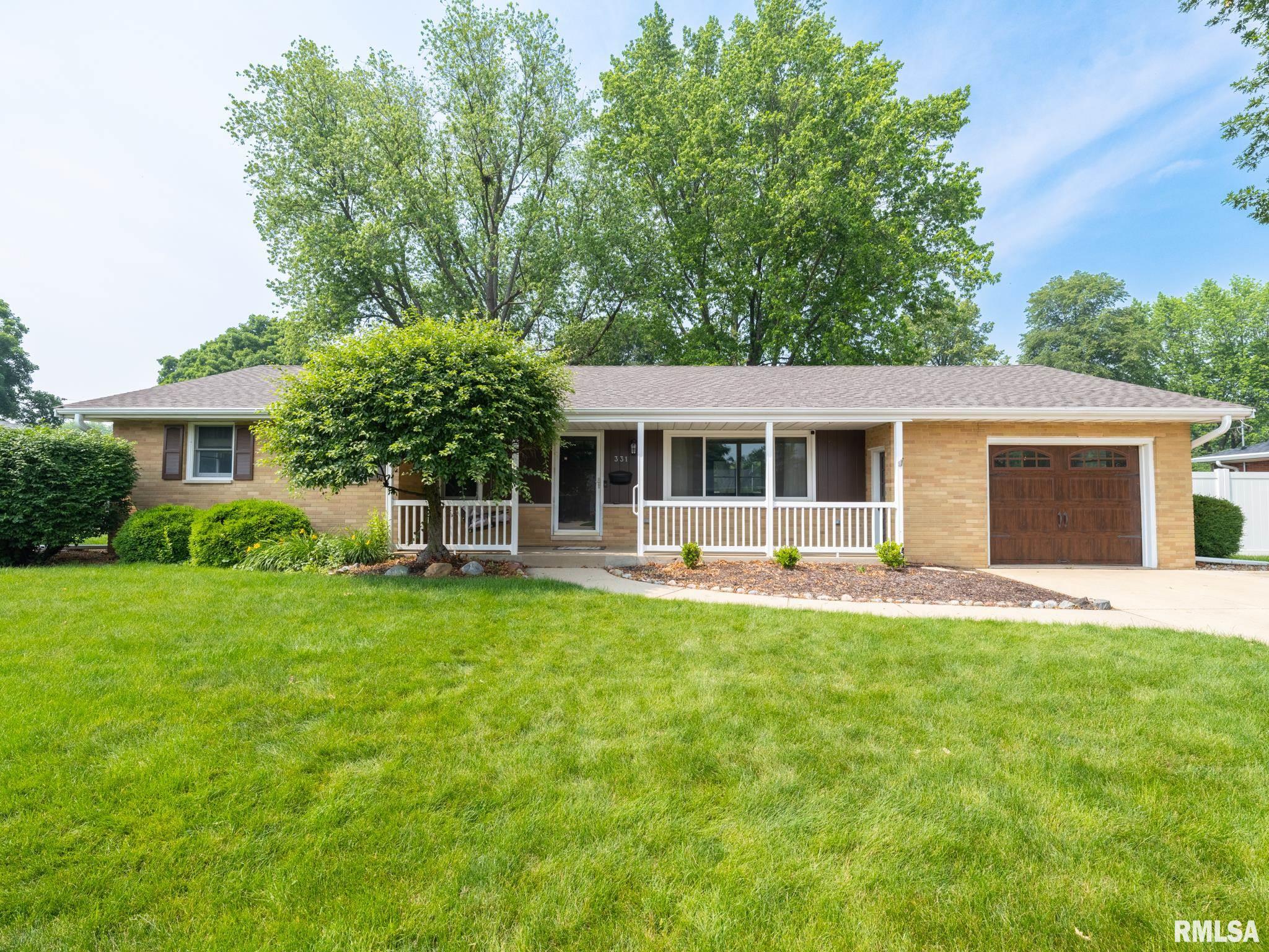 331 E Hazelwood Street, Morton, Illinois image 1