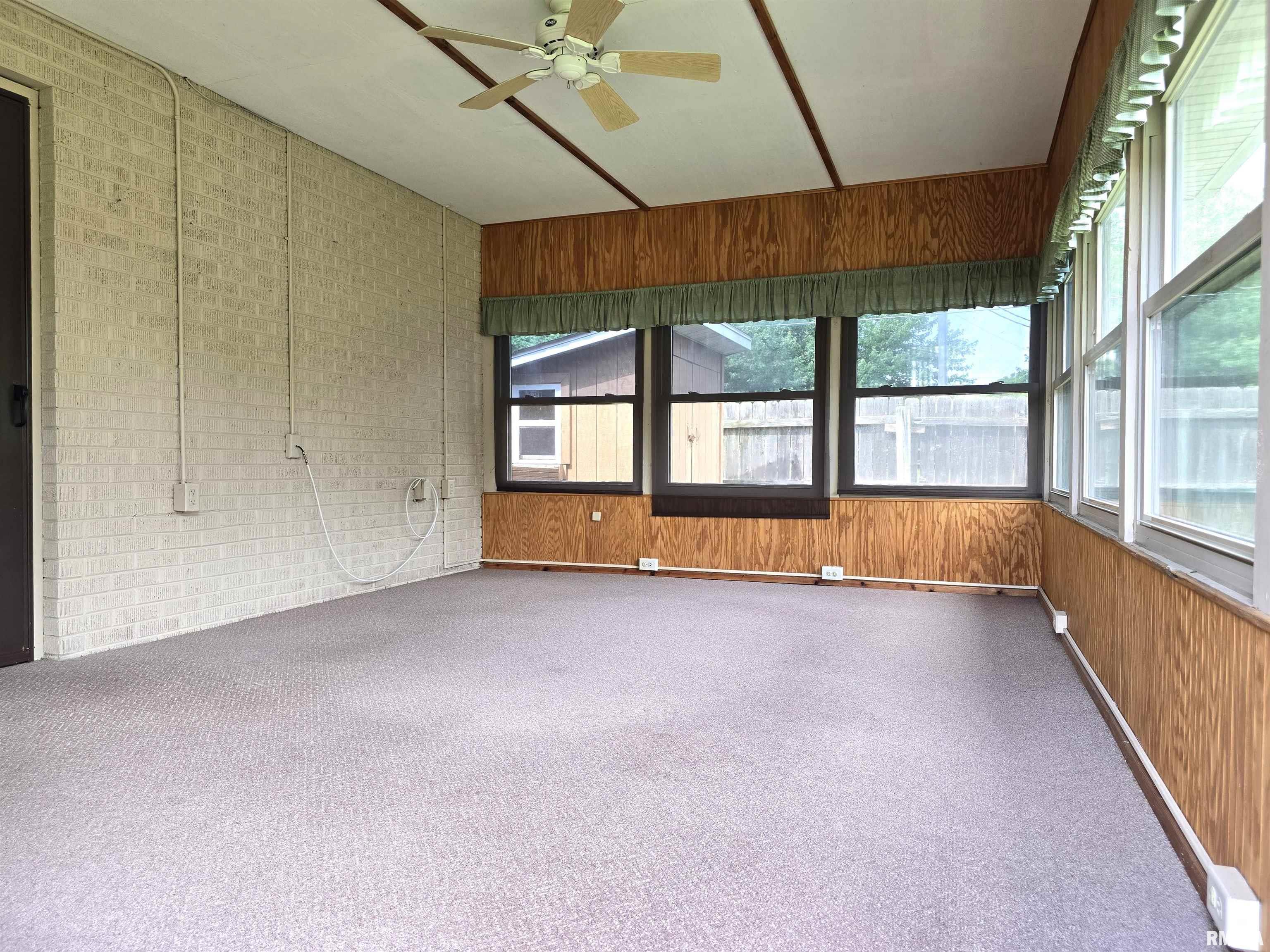 901 Coolidge Avenue, Pekin, Illinois image 24
