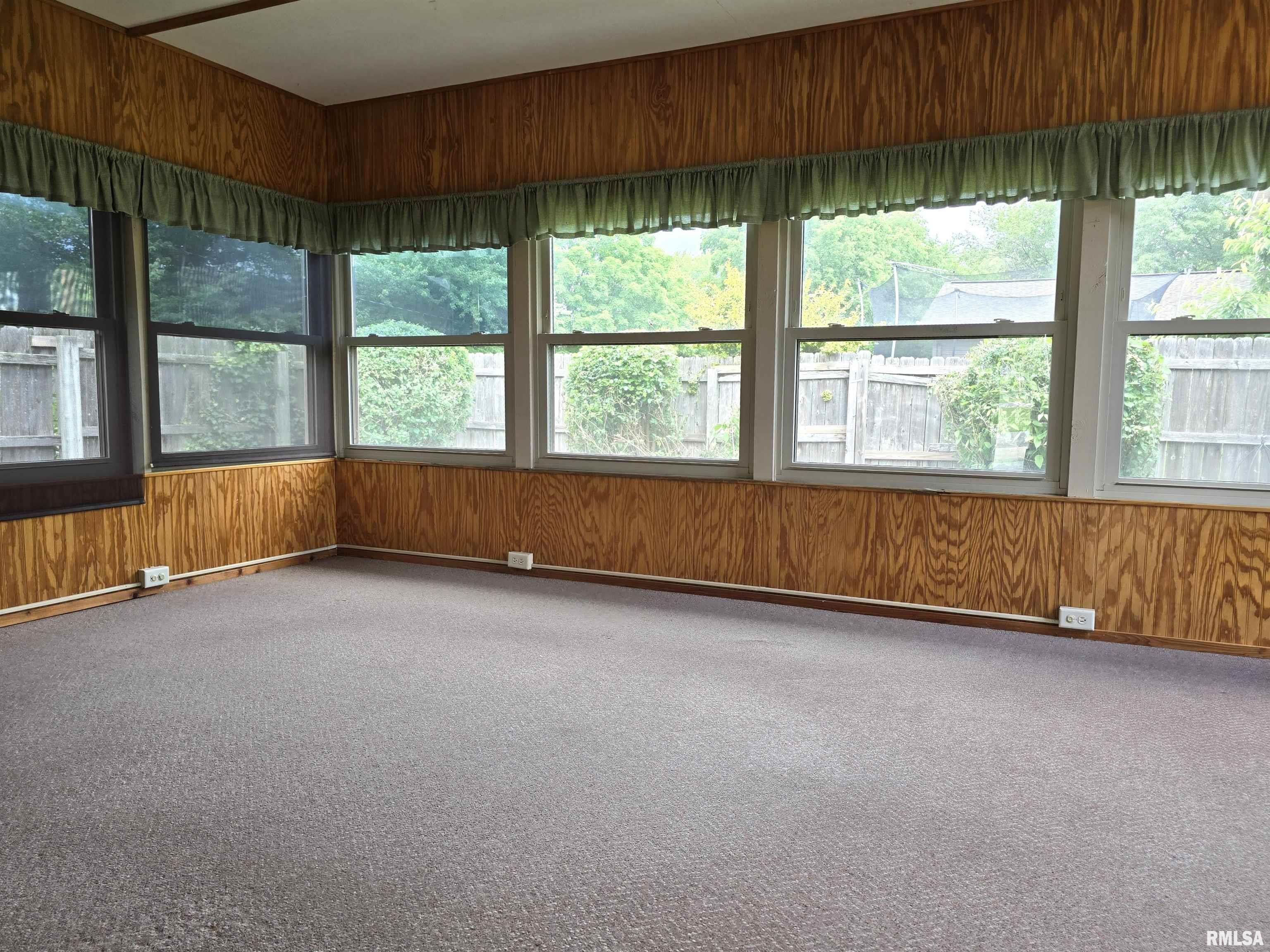901 Coolidge Avenue, Pekin, Illinois image 23