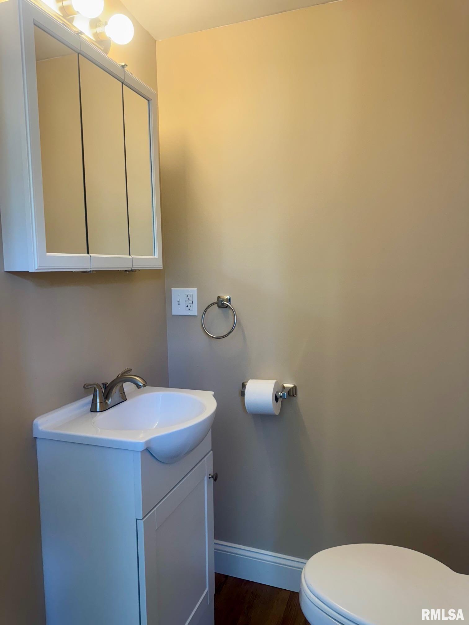 1106 S 19th Street, Quincy, Illinois image 13
