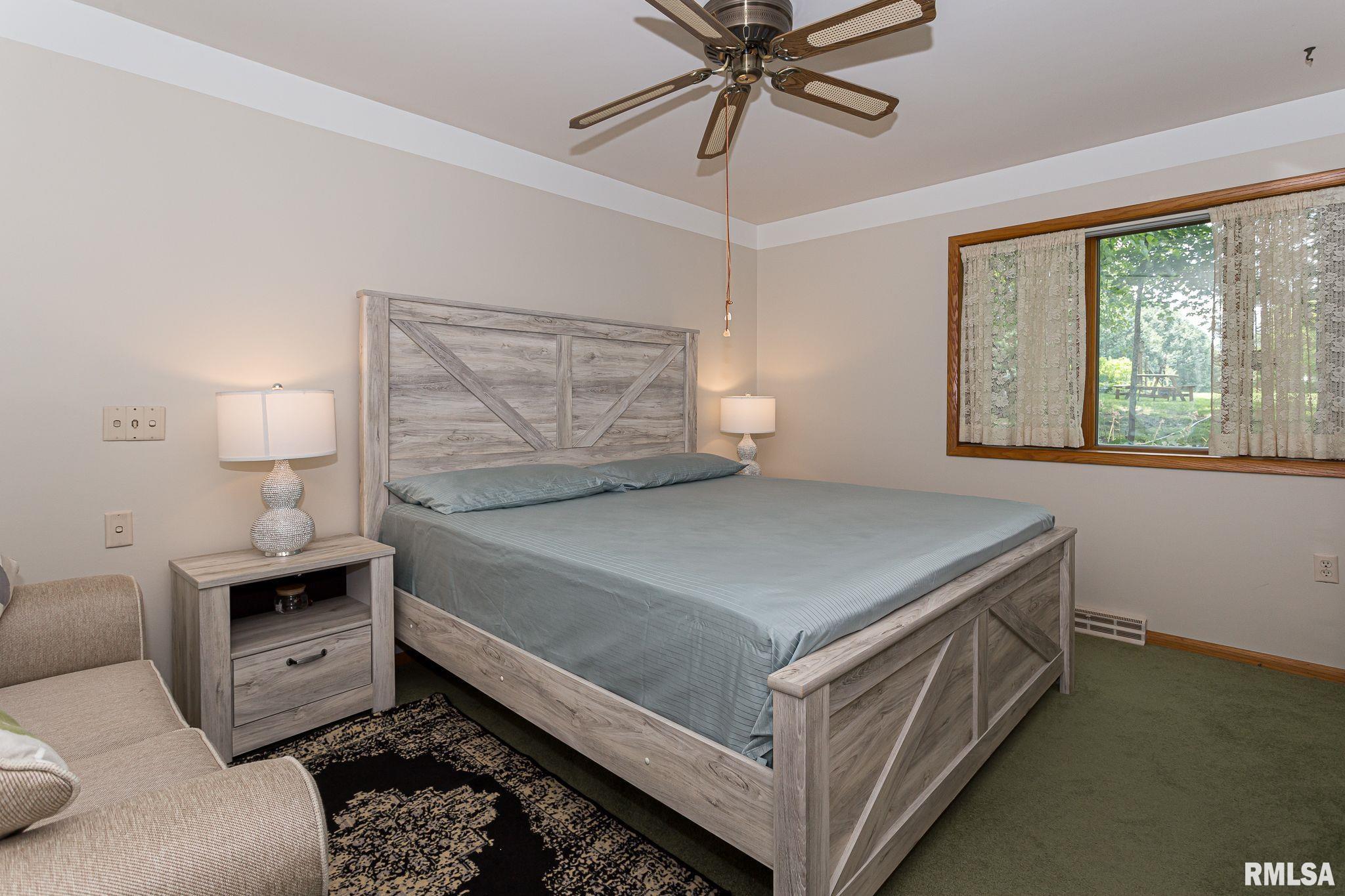 28018 230th Street, Le Claire, Iowa image 26