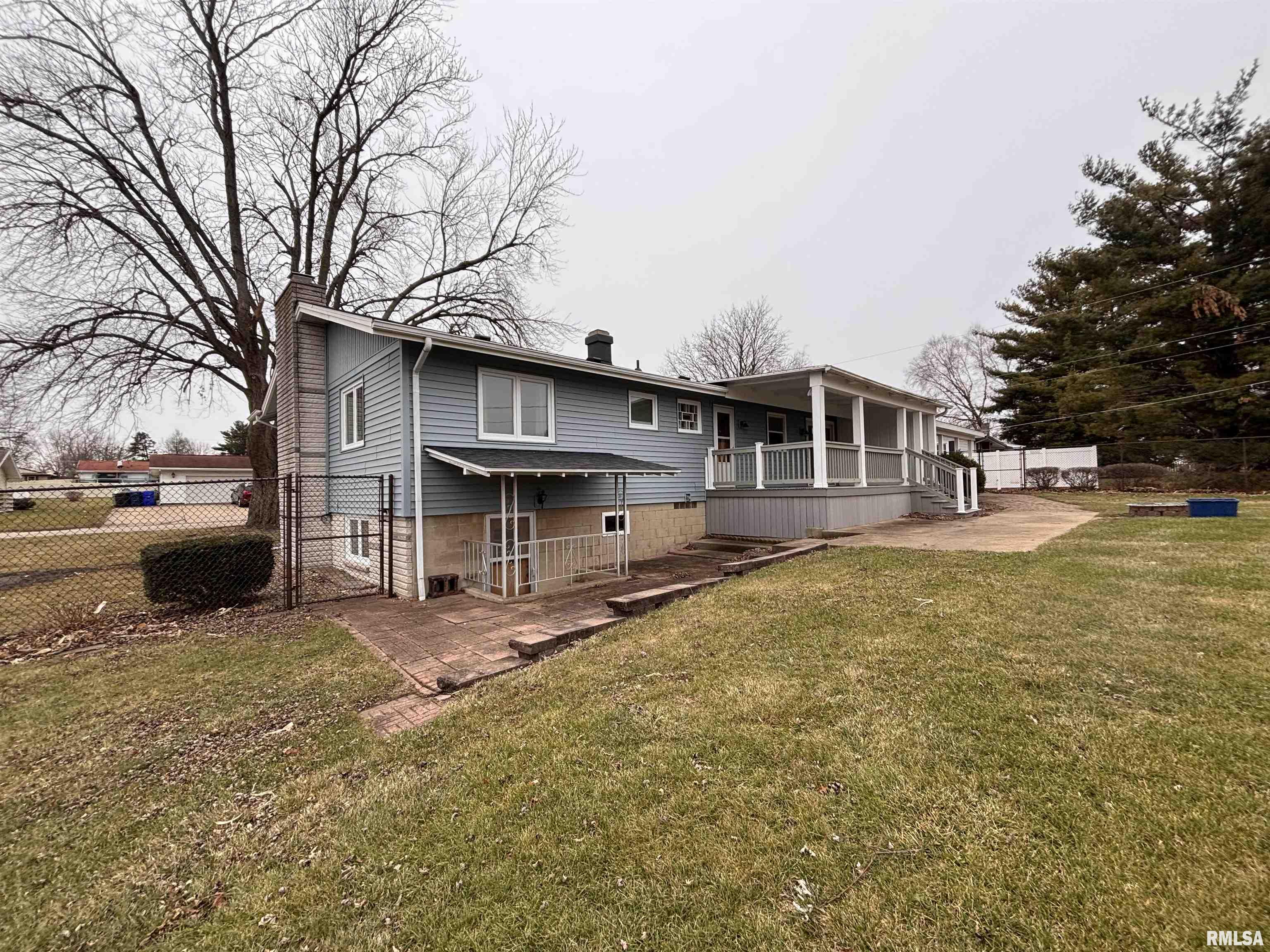 450 Midland Drive, Kewanee, Illinois image 2