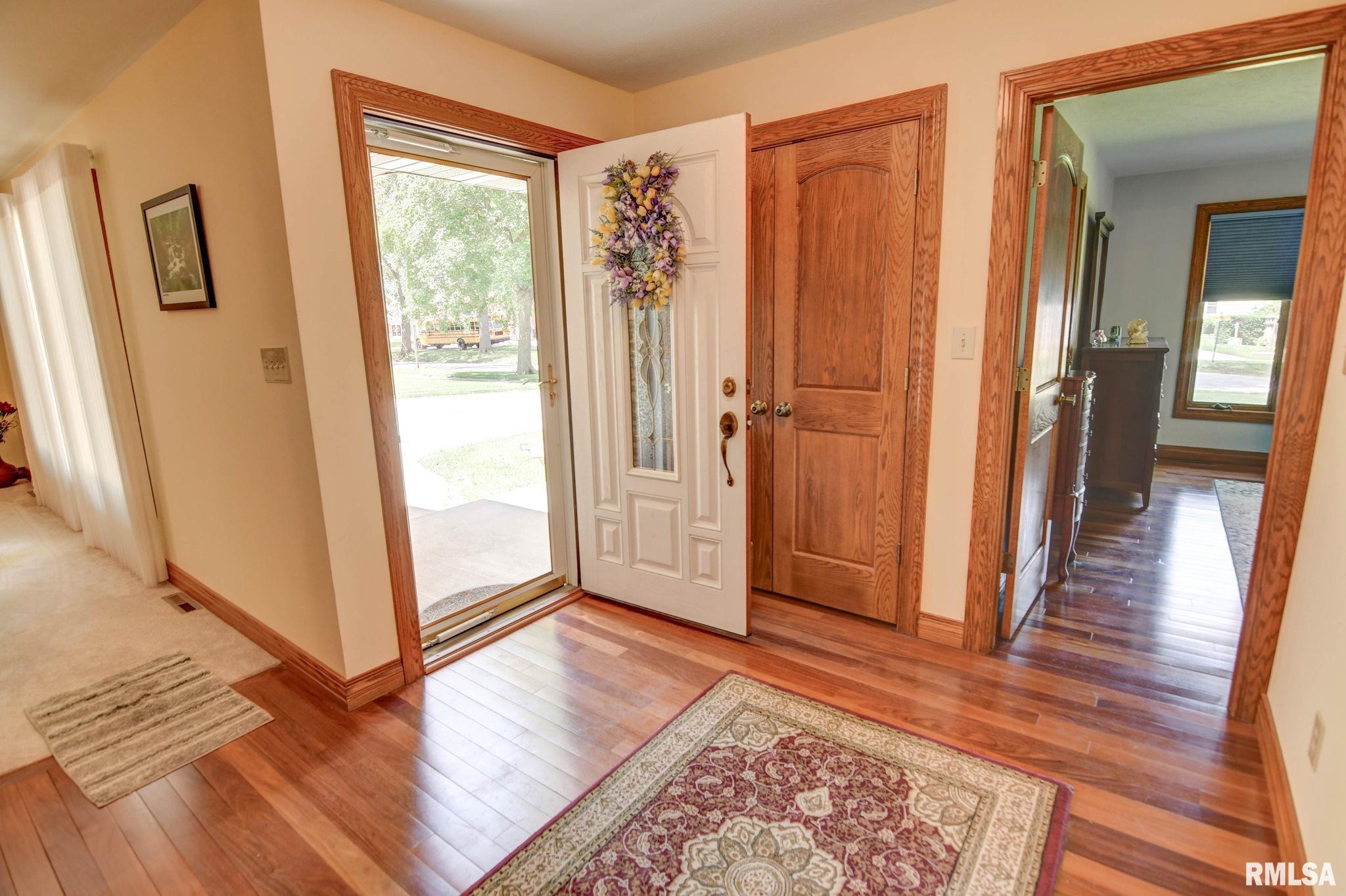 206 Central Avenue, Kincaid, Illinois image 15