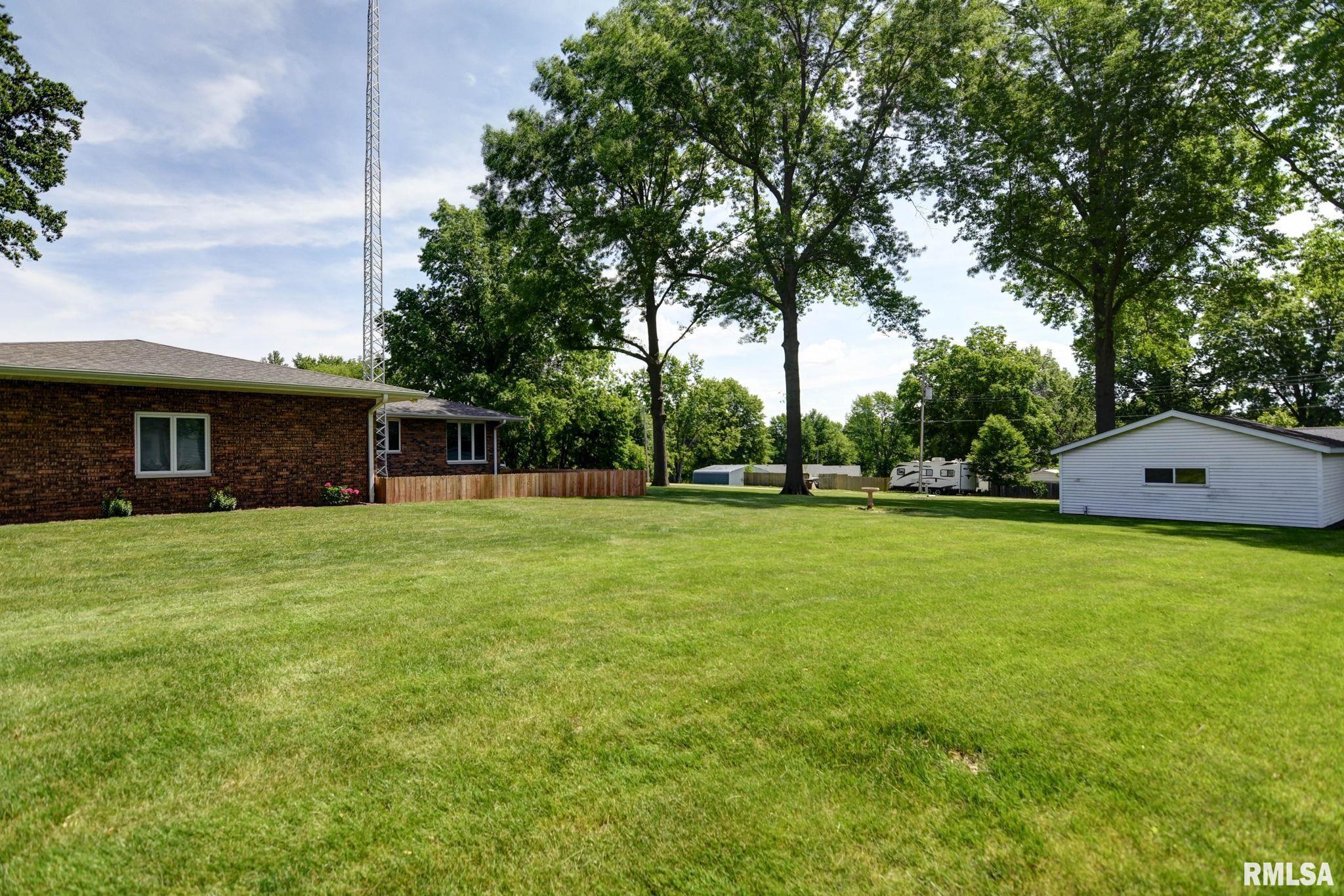 206 Central Avenue, Kincaid, Illinois image 45
