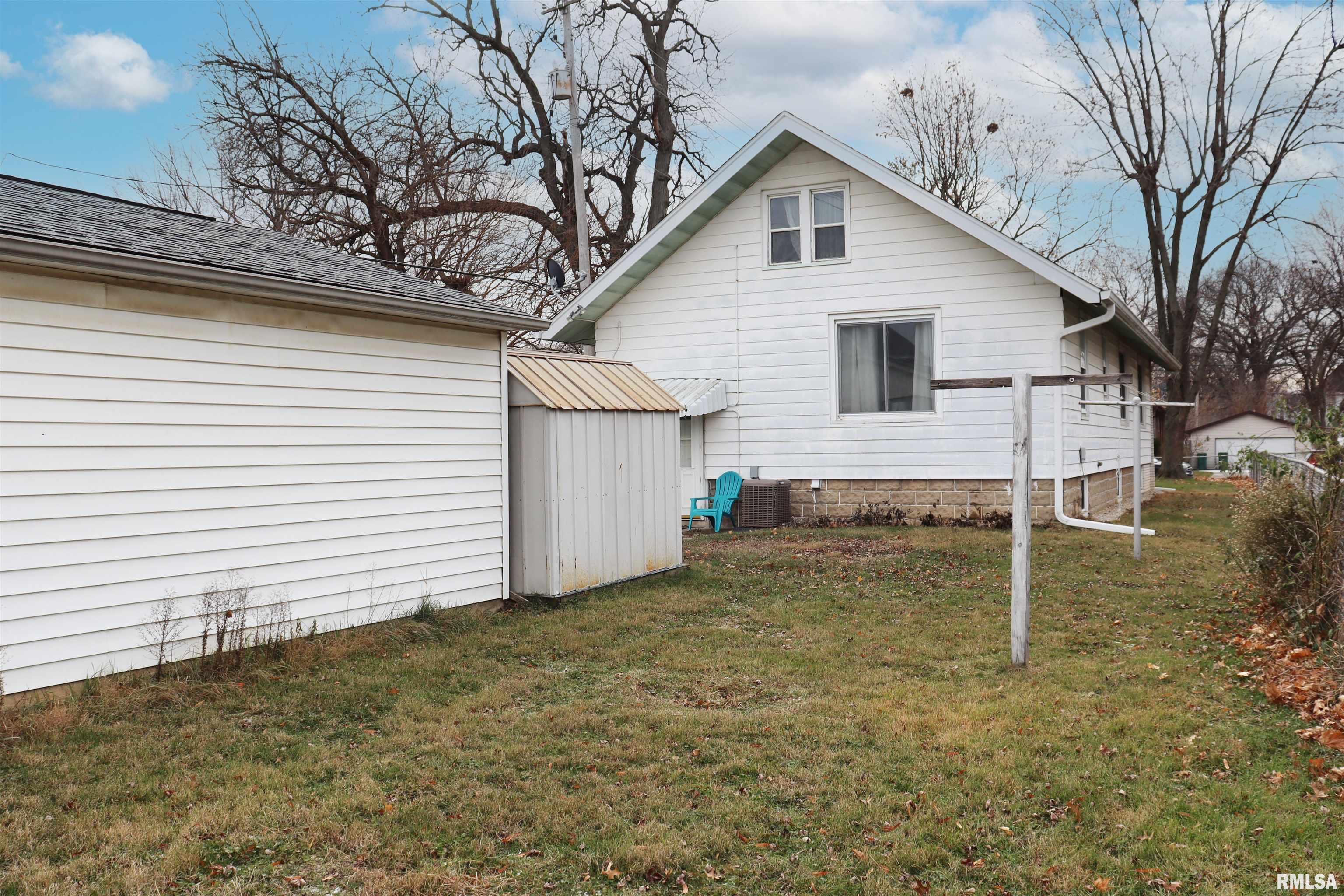 1913 W Alice Avenue, West Peoria, Illinois image 38