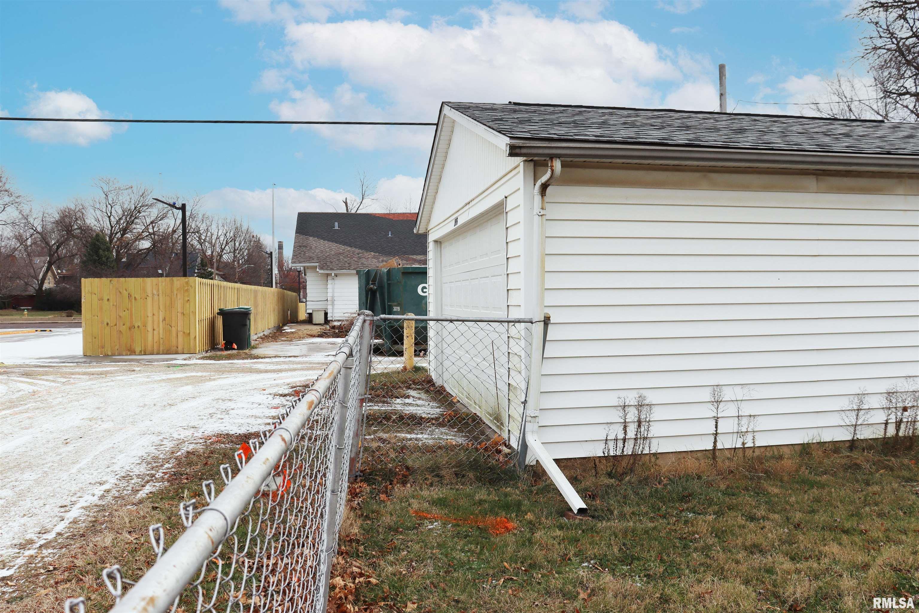 1913 W Alice Avenue, West Peoria, Illinois image 39