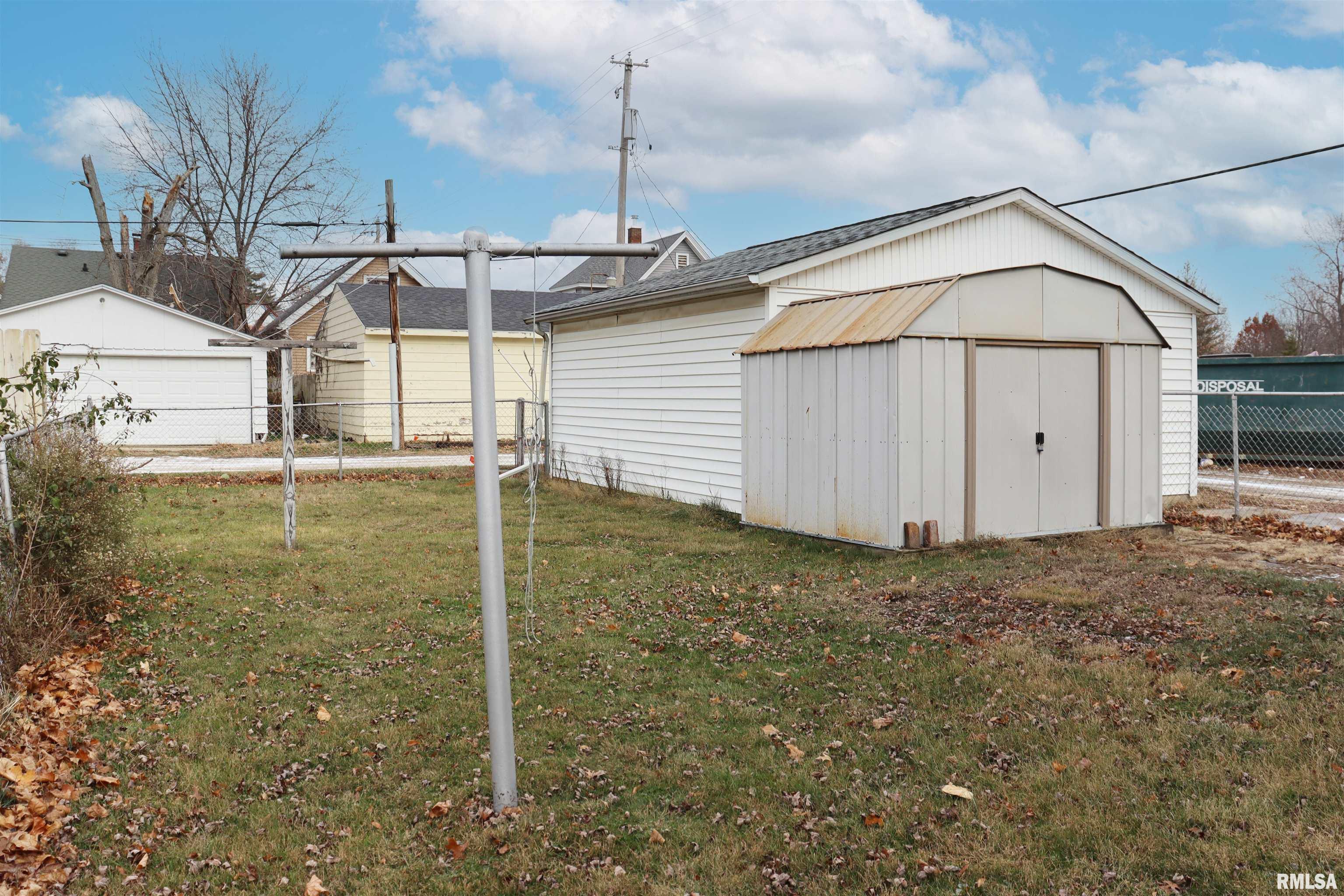 1913 W Alice Avenue, West Peoria, Illinois image 41