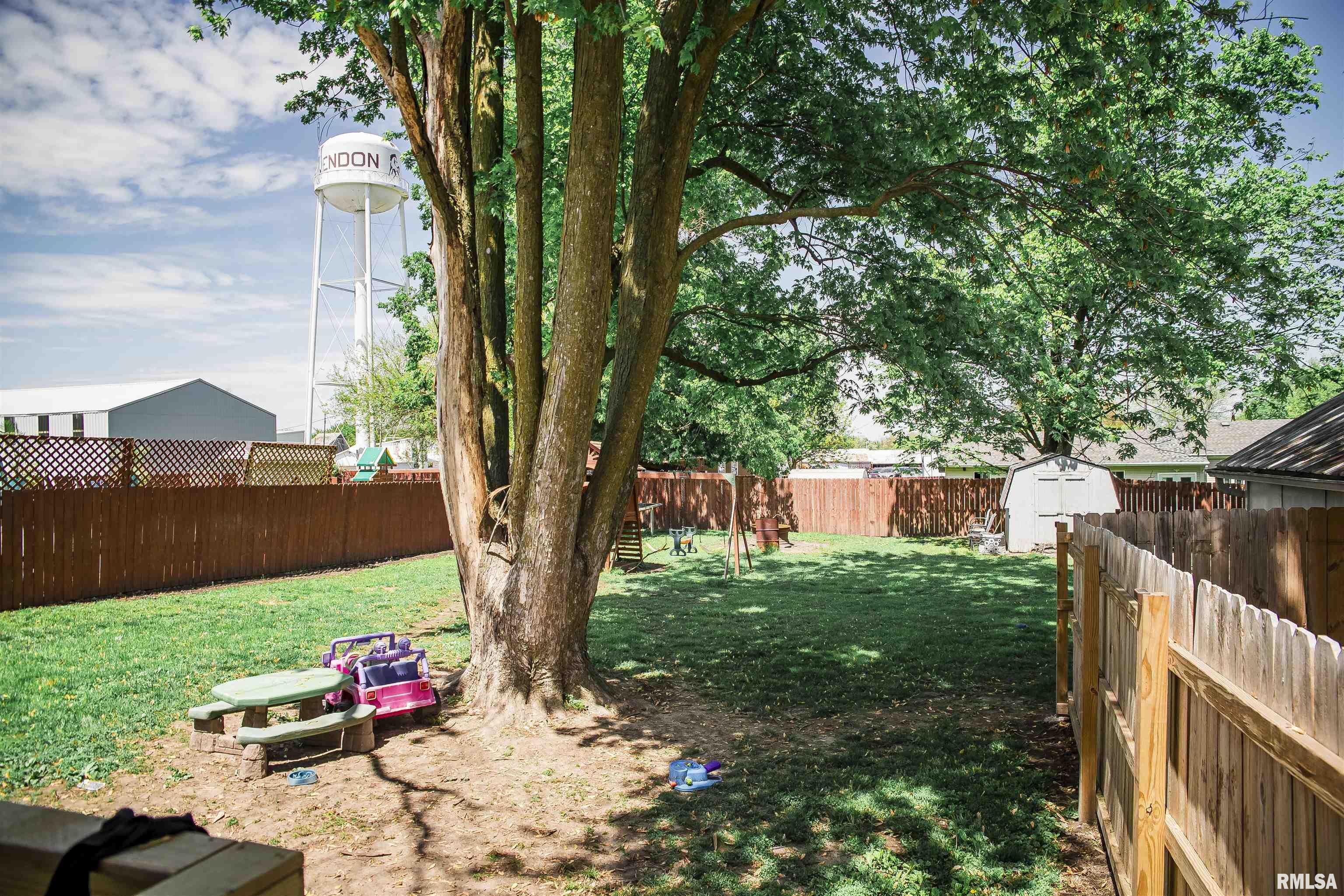 129 E High Street, Mendon, Illinois image 9