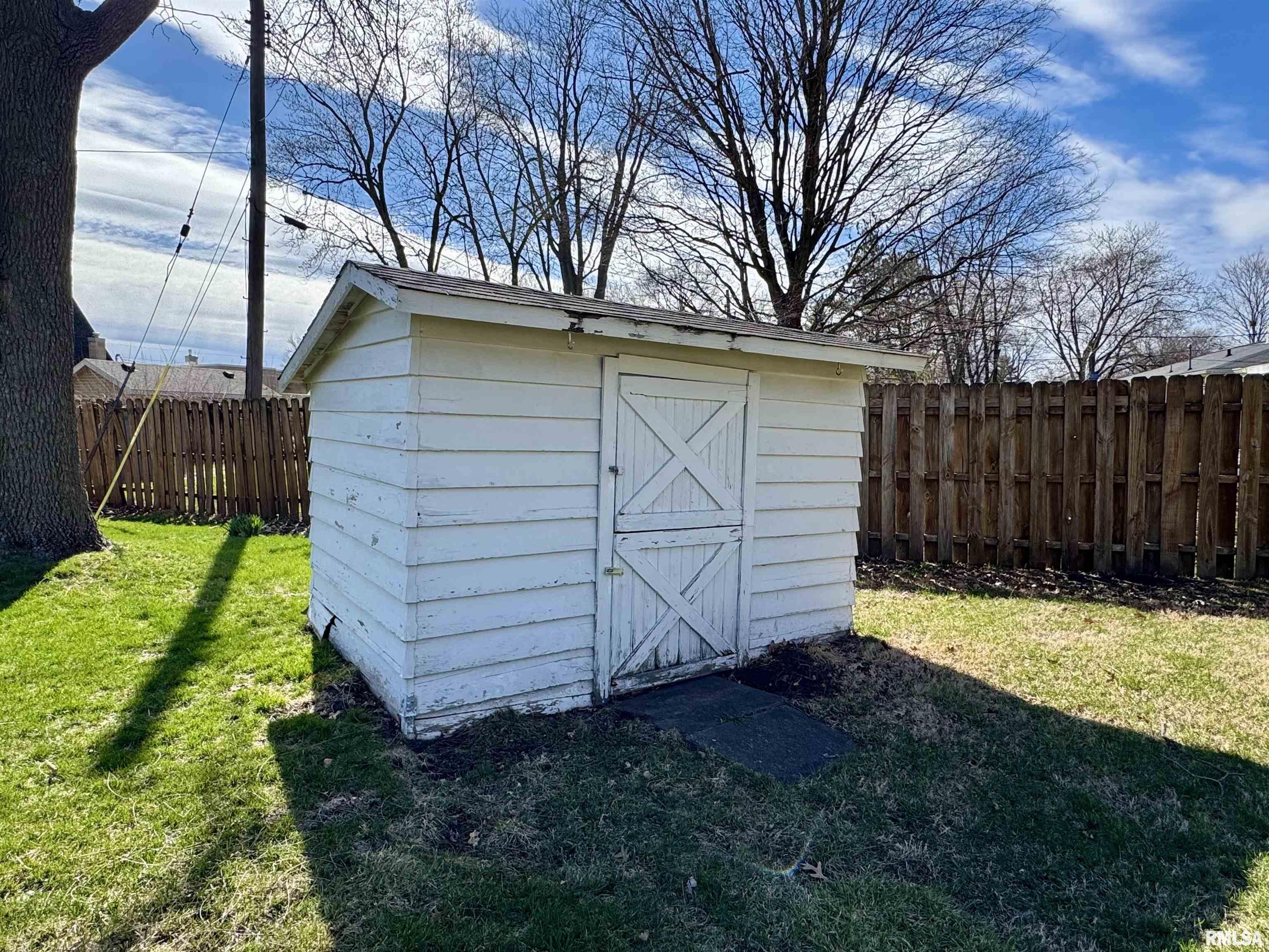 921 Bobby Avenue, Macomb, Illinois image 31