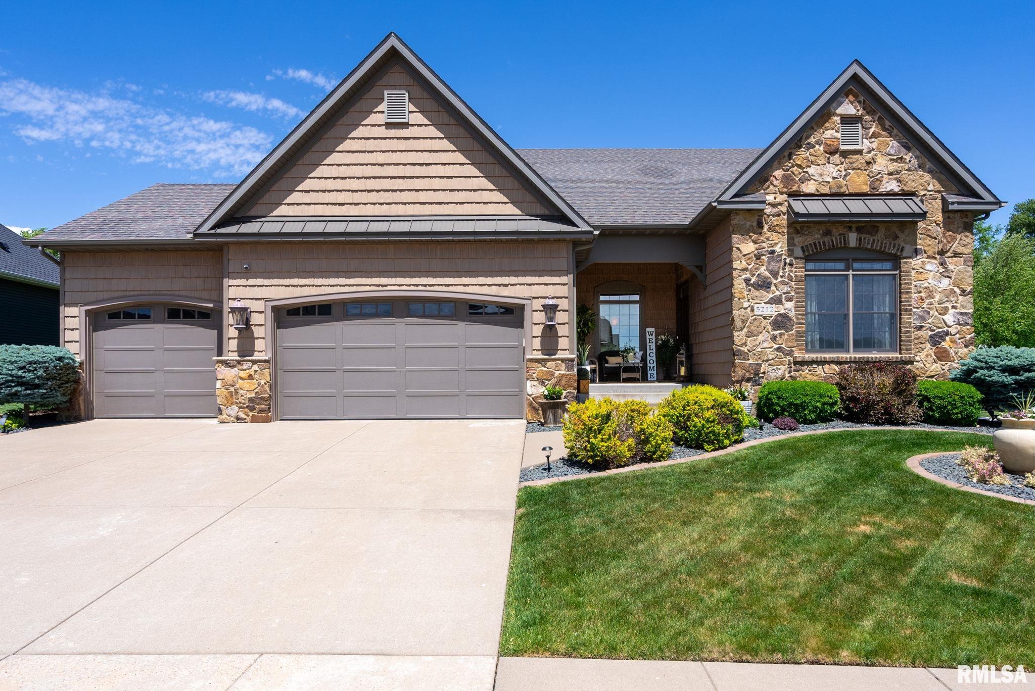 5212 N Richmond Circle, Bettendorf, Iowa image 1