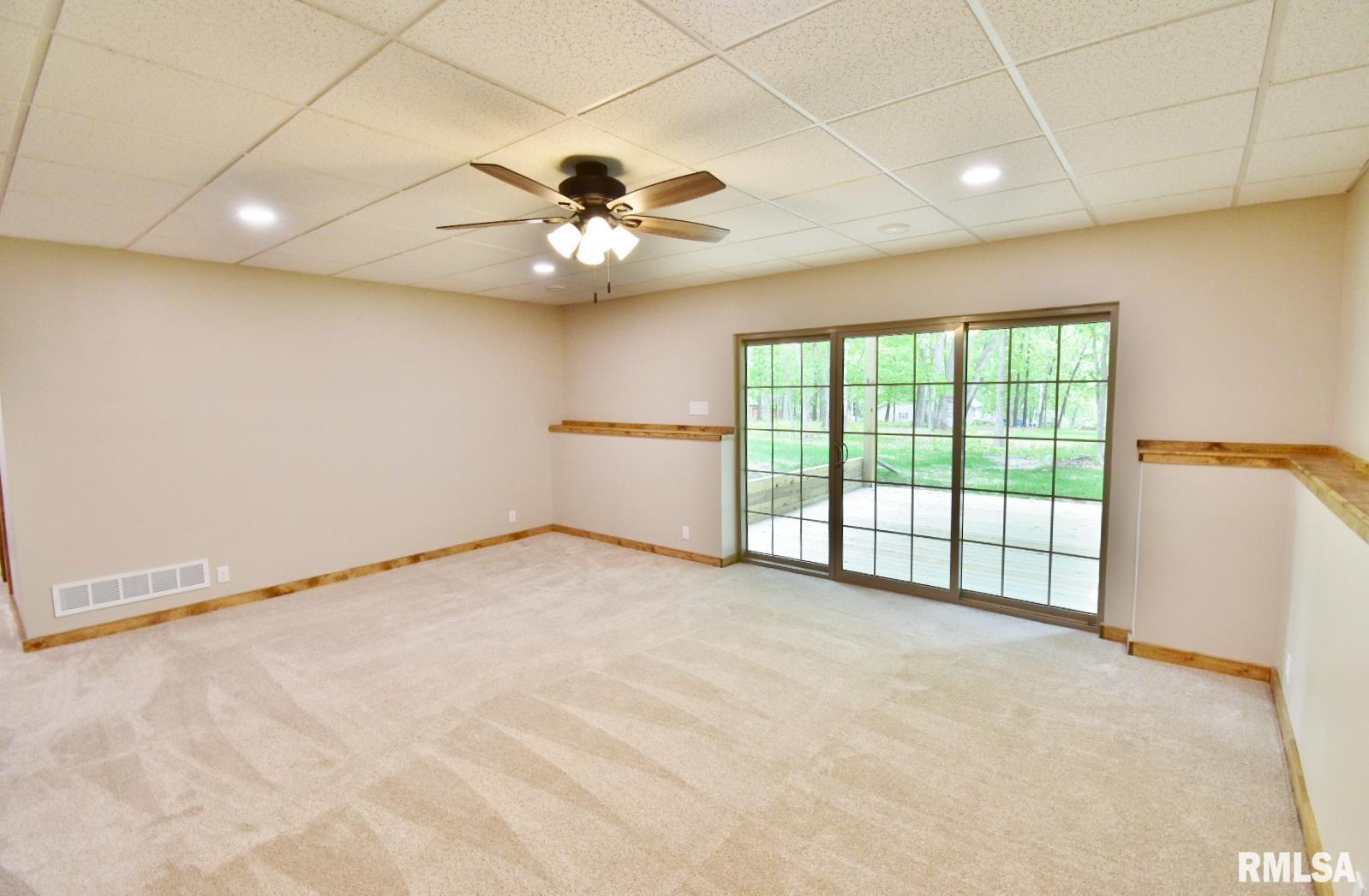 341 Sherwood Circle, Dahinda, Illinois image 32