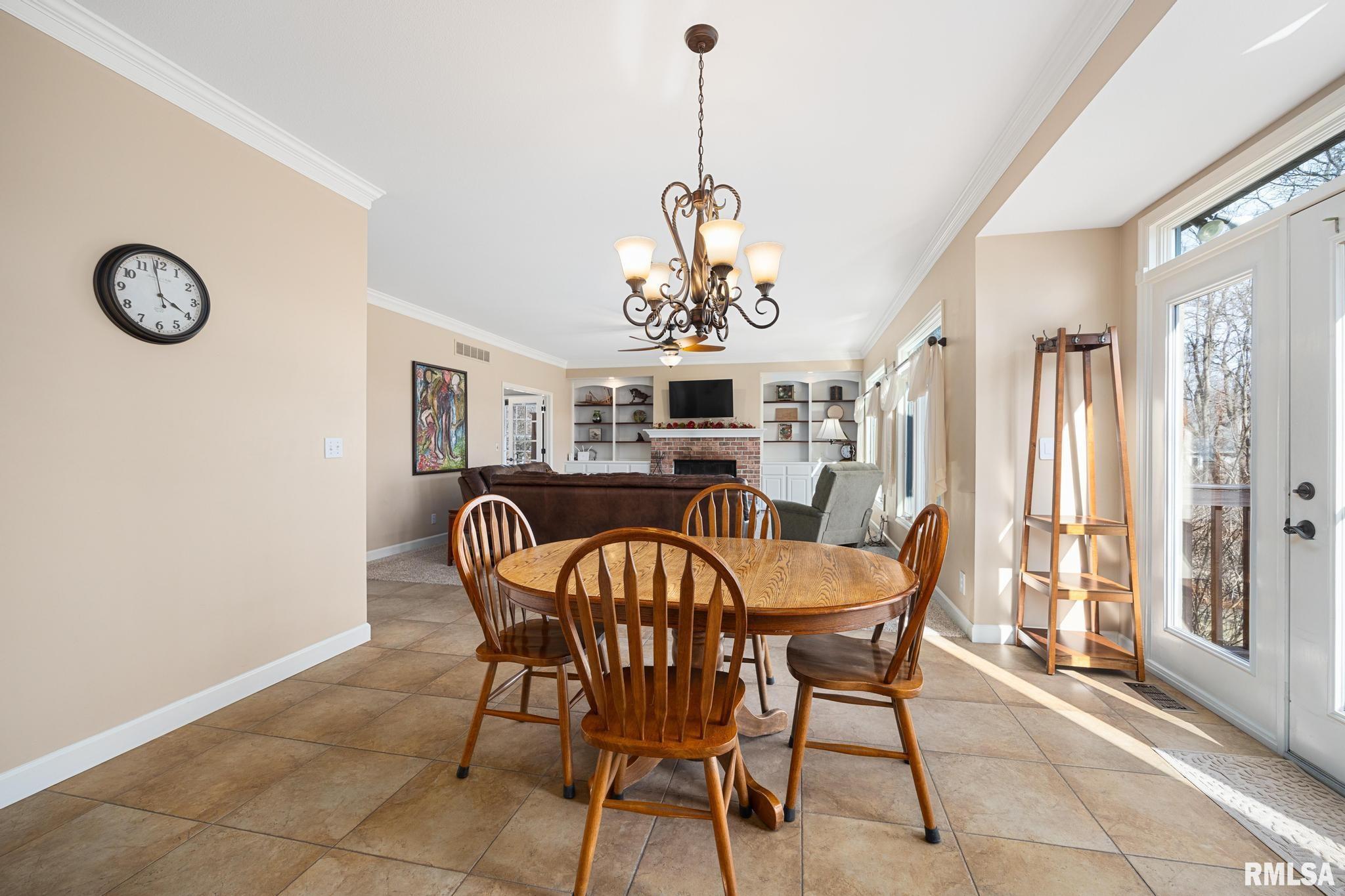 812 W Bridgetowne Court, Dunlap, Illinois image 16