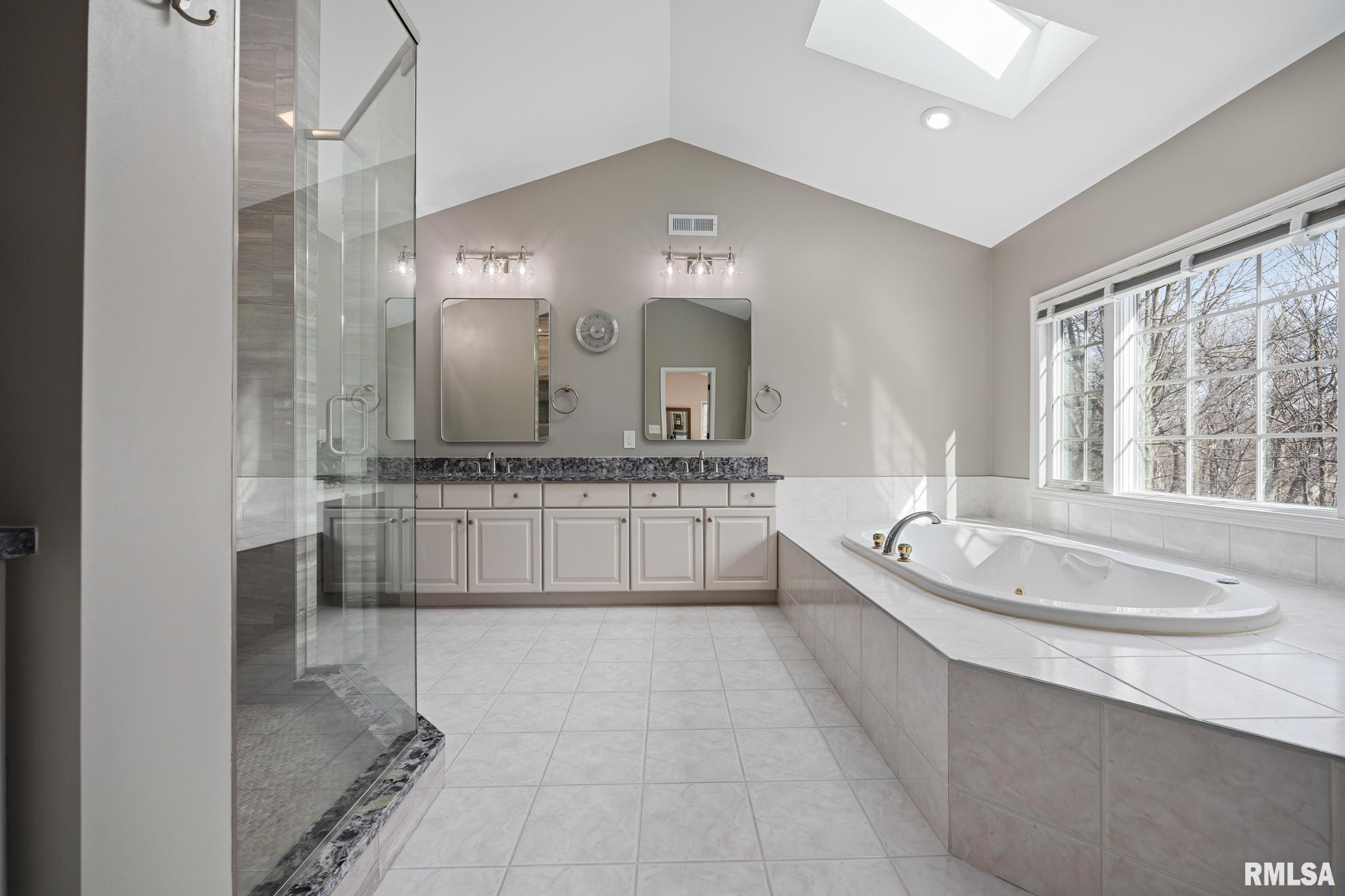 812 W Bridgetowne Court, Dunlap, Illinois image 30
