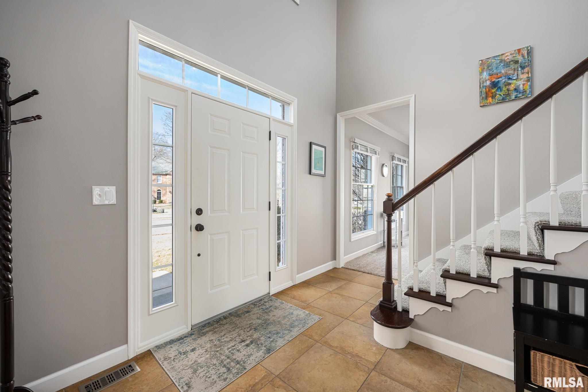 812 W Bridgetowne Court, Dunlap, Illinois image 4