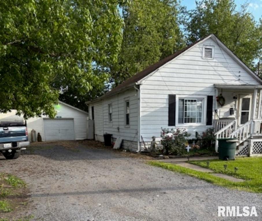1505 W Chestnut Street, Marion, Illinois image 2