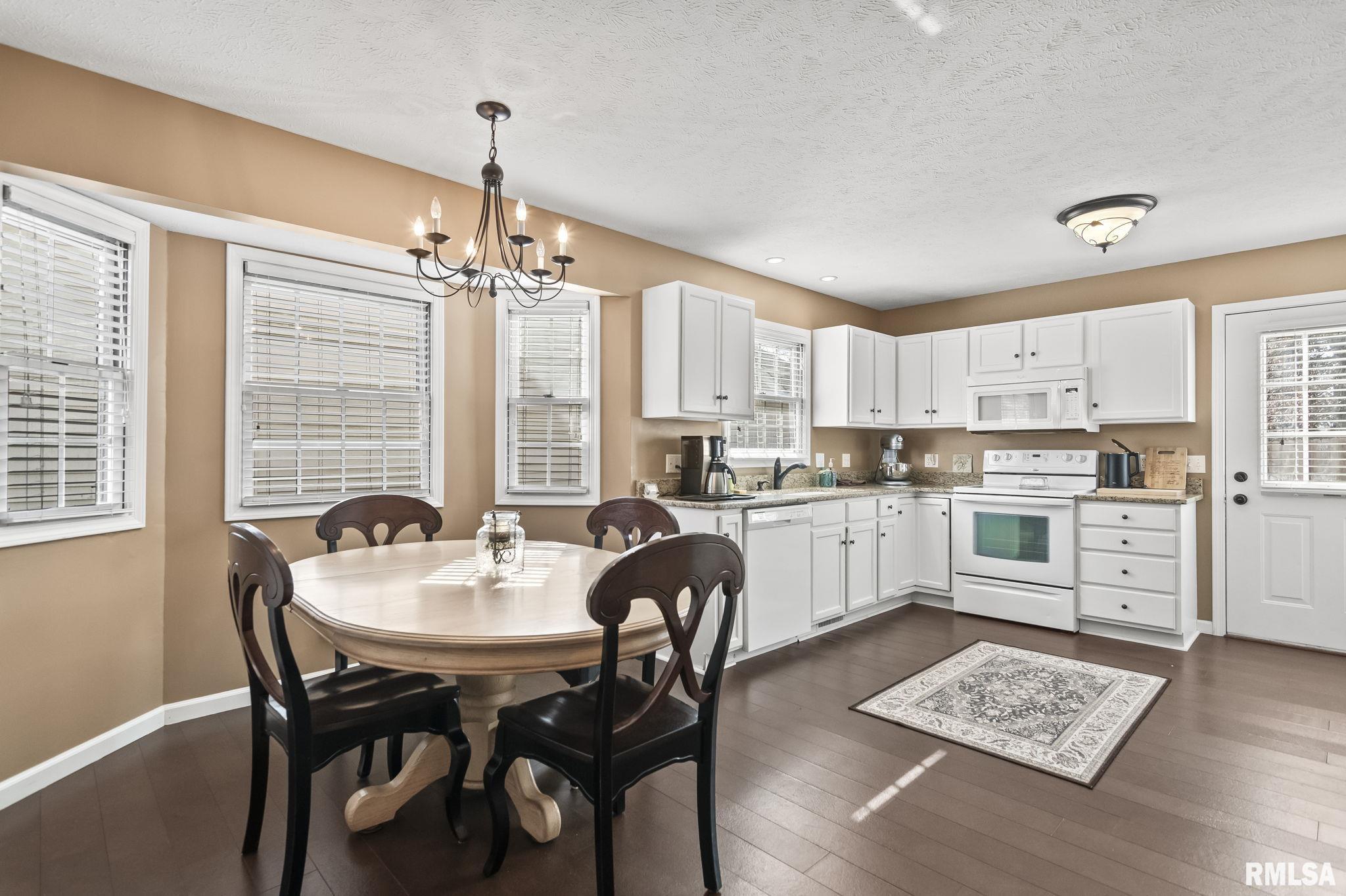616 E Menard Street, Riverton, Illinois image 12