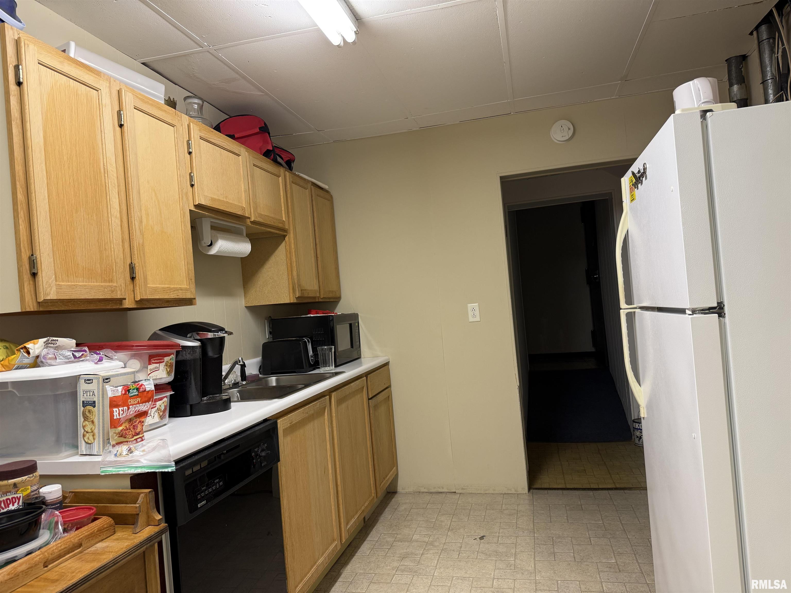 520 S Mckinley Street, Harrisburg, Illinois image 9