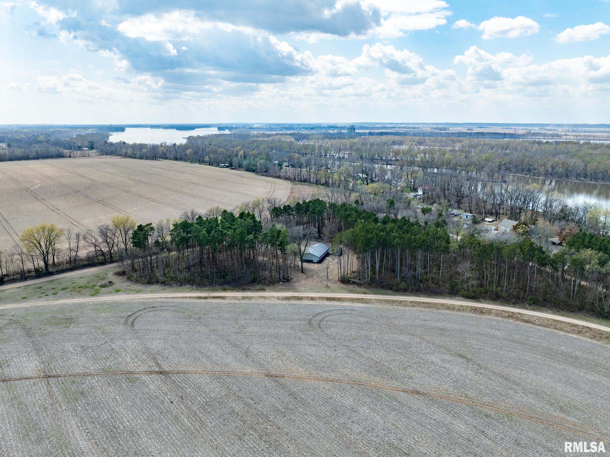 1317 2400 N Road, Oquawka, Illinois image 3