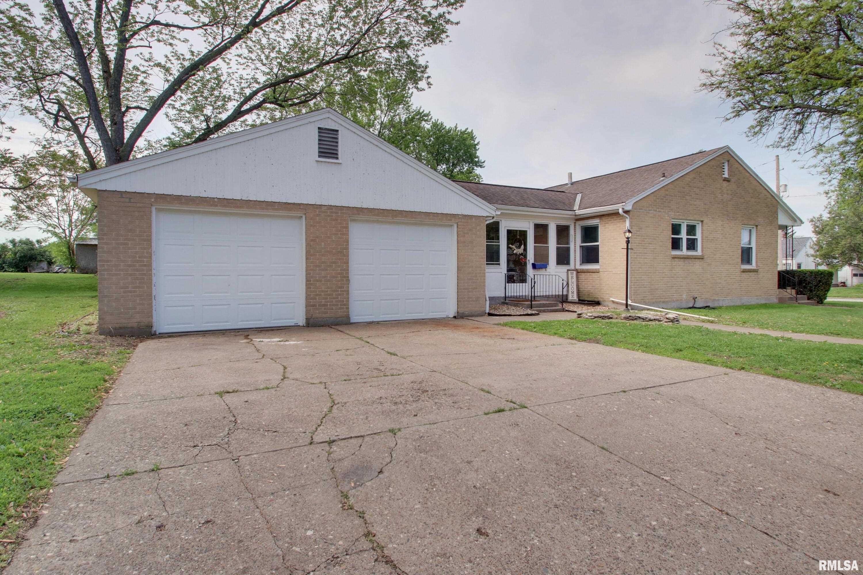 1434 N 13th Street, Quincy, Illinois image 2