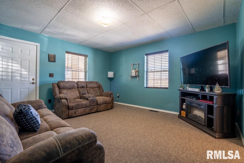 9714 Crenshaw Road, Marion, Illinois image 6