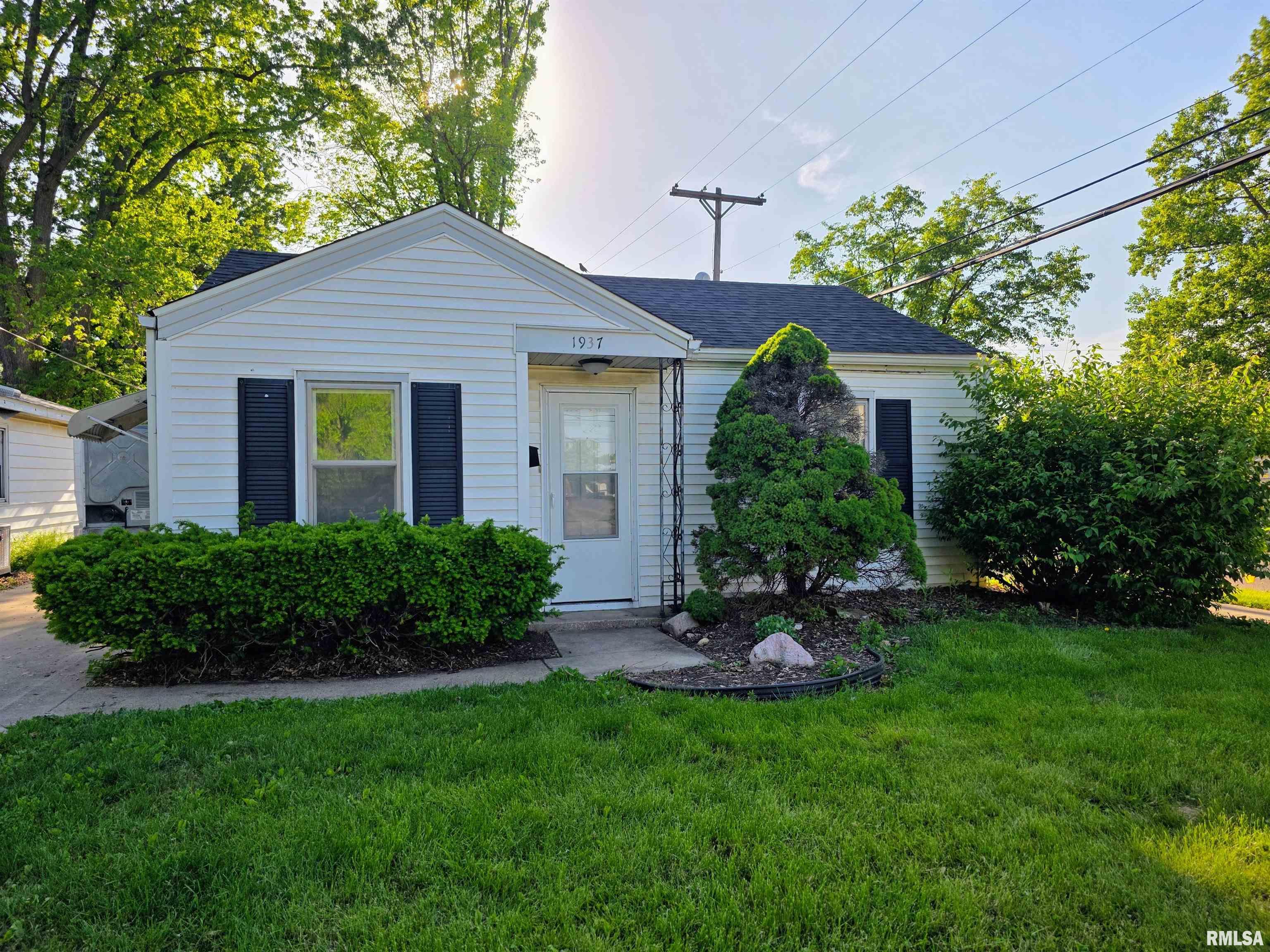 1937 N 20th Street, Springfield, Illinois image 1