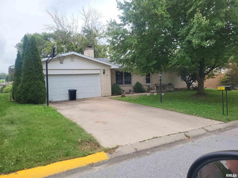Homes For Sale - 1601 S 28th Street<br/> Adams County, Quincy, IL 62301