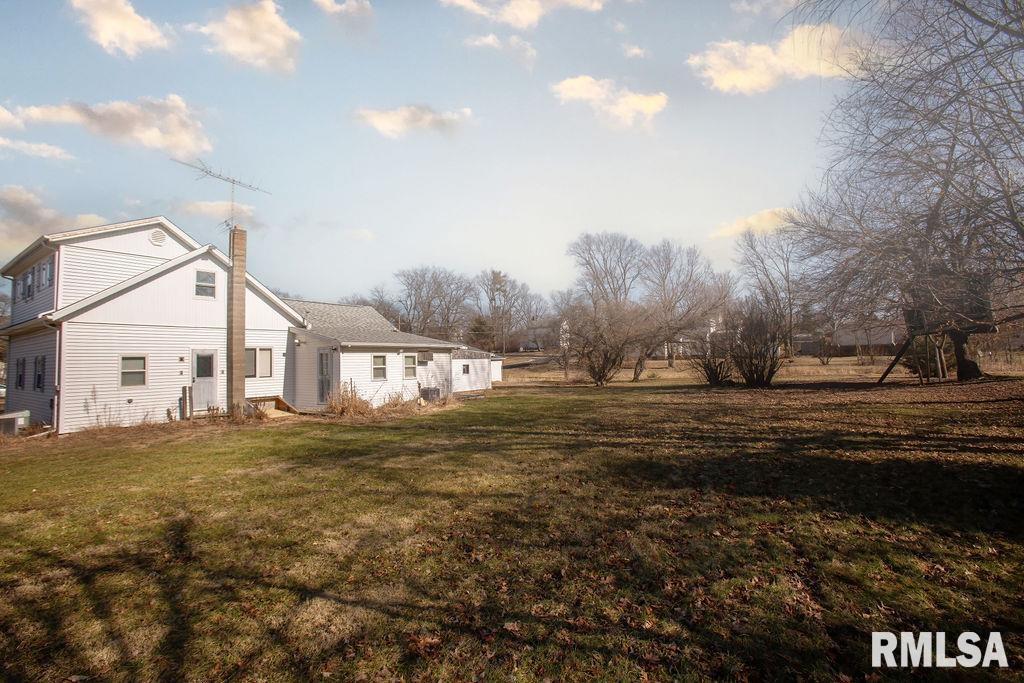 416 E Eureka Avenue, Eureka, Illinois image 10