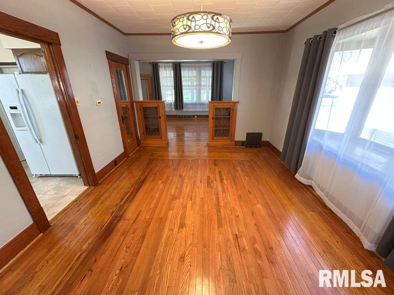 813 N 3rd Street, Clinton, Iowa image 6