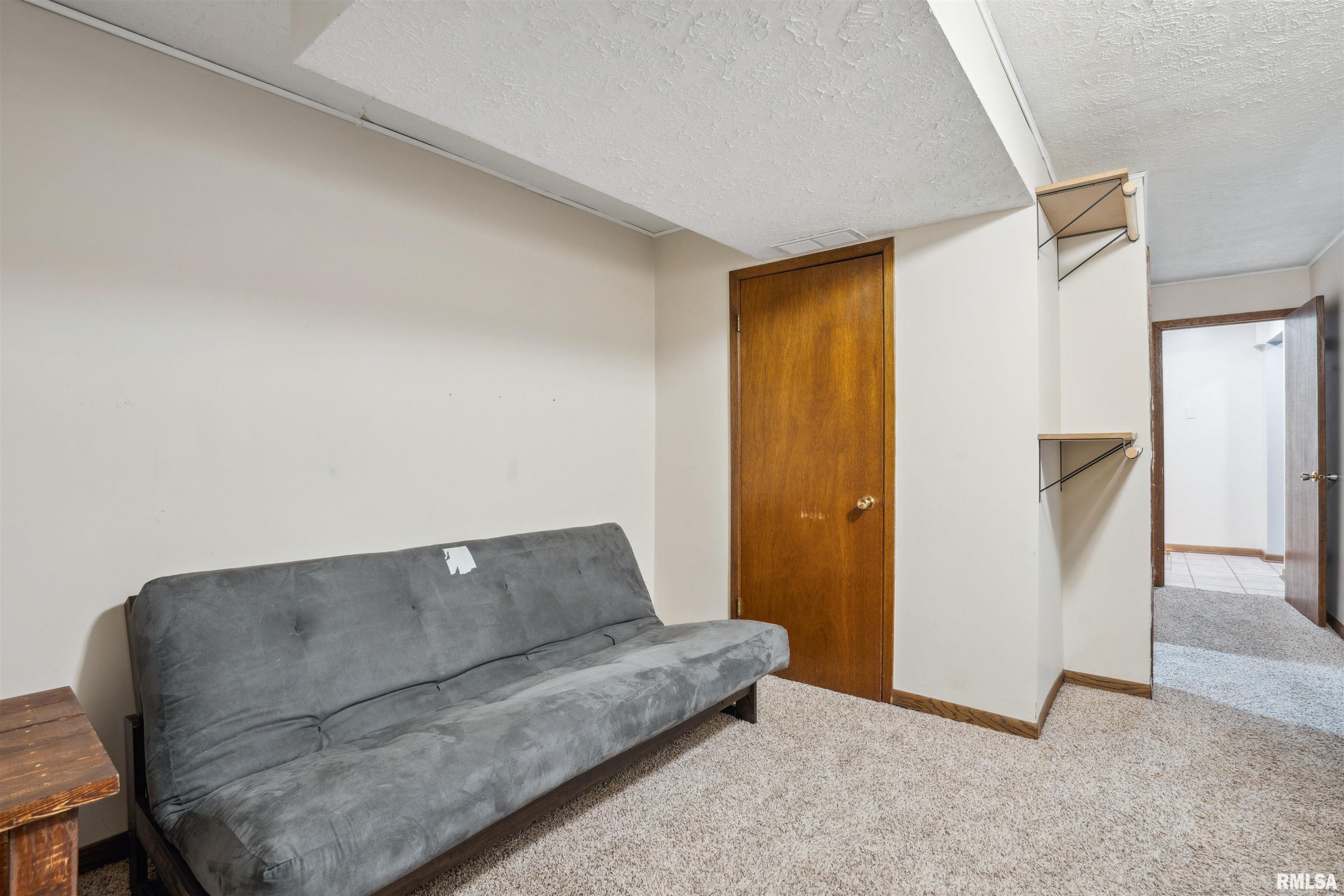 513 Walnut Court, Le Claire, Iowa image 30