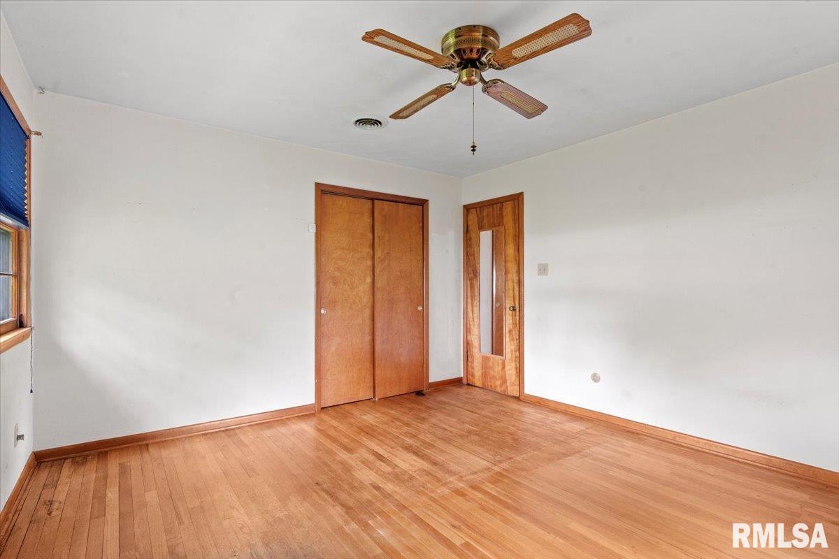 525 Sattley Street, Rochester, Illinois image 18