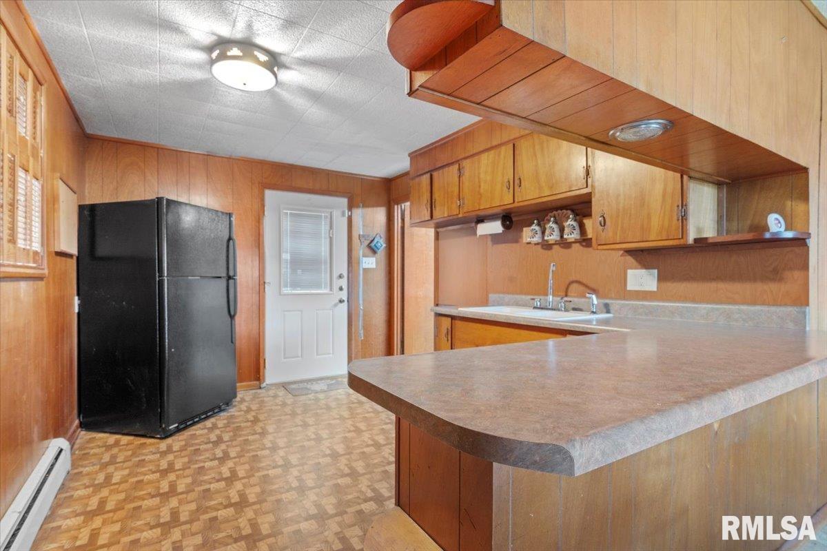 525 Sattley Street, Rochester, Illinois image 26