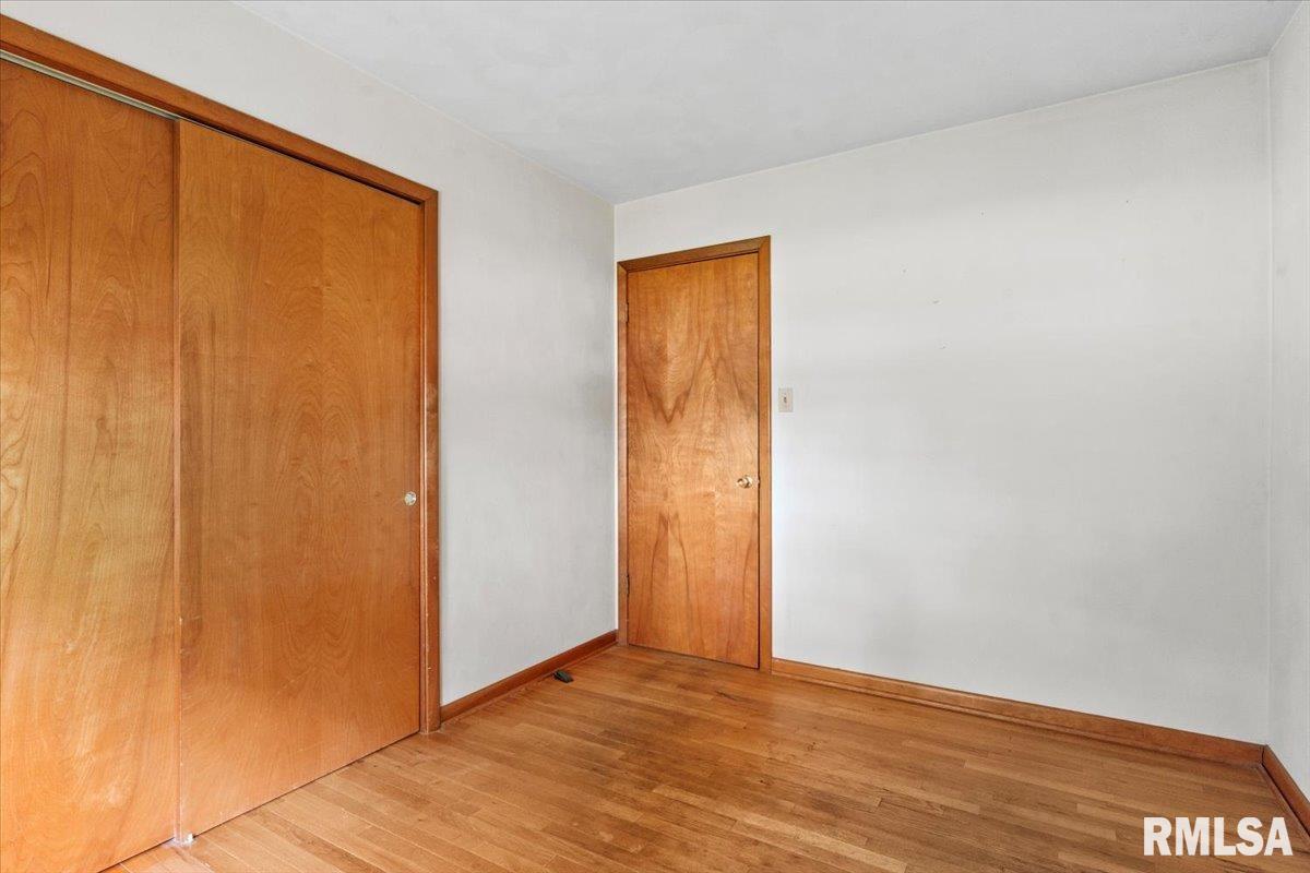 525 Sattley Street, Rochester, Illinois image 22