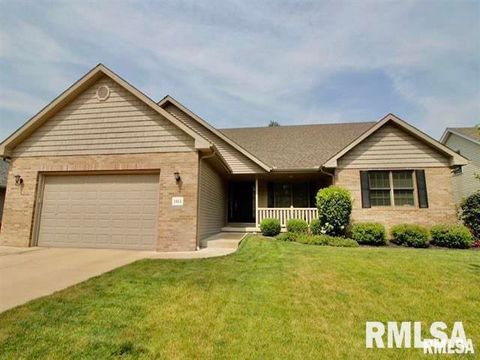 Photo of 1913 DANE KELSEY Drive, Pekin, IL 61554 (MLS # PA1265643)
