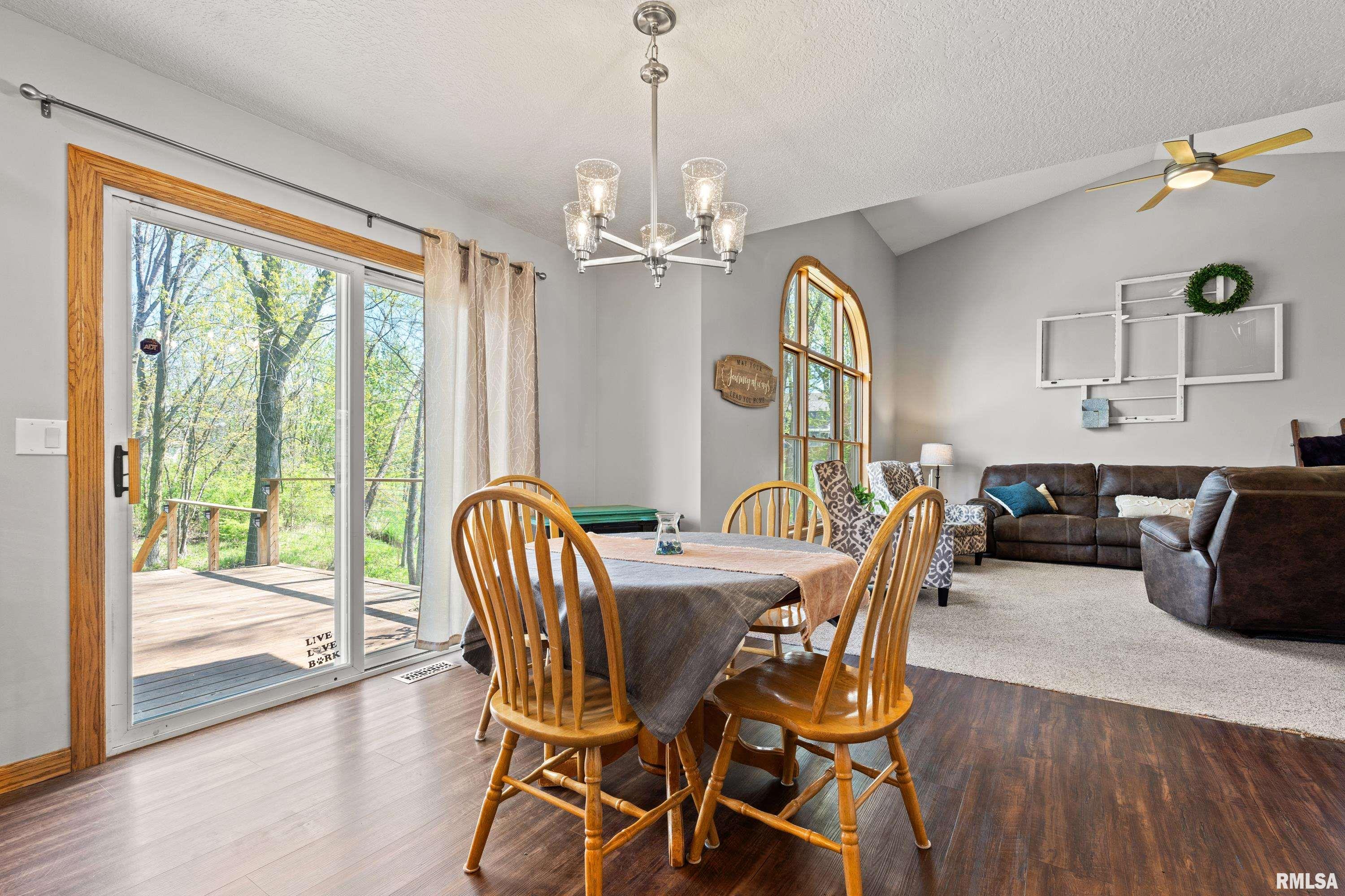 6135 Hillandale Road, Davenport, Iowa image 8
