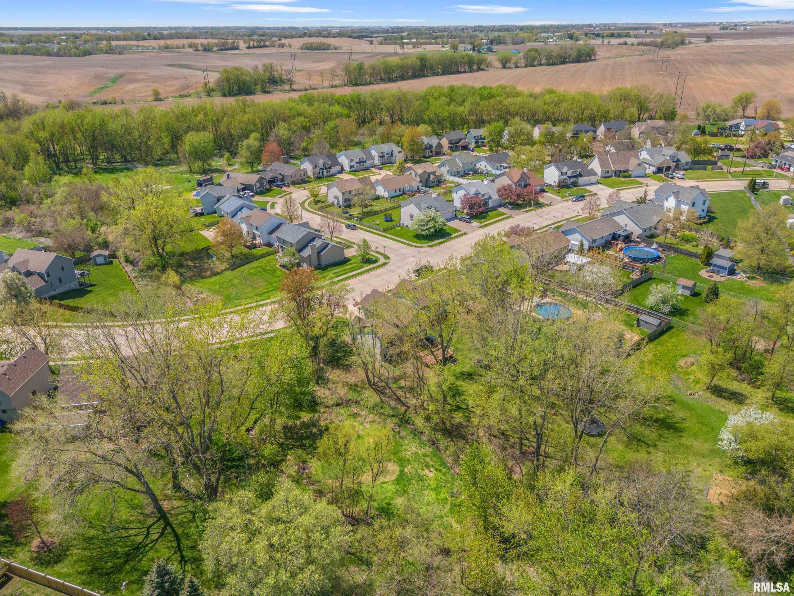 6135 Hillandale Road, Davenport, Iowa image 37