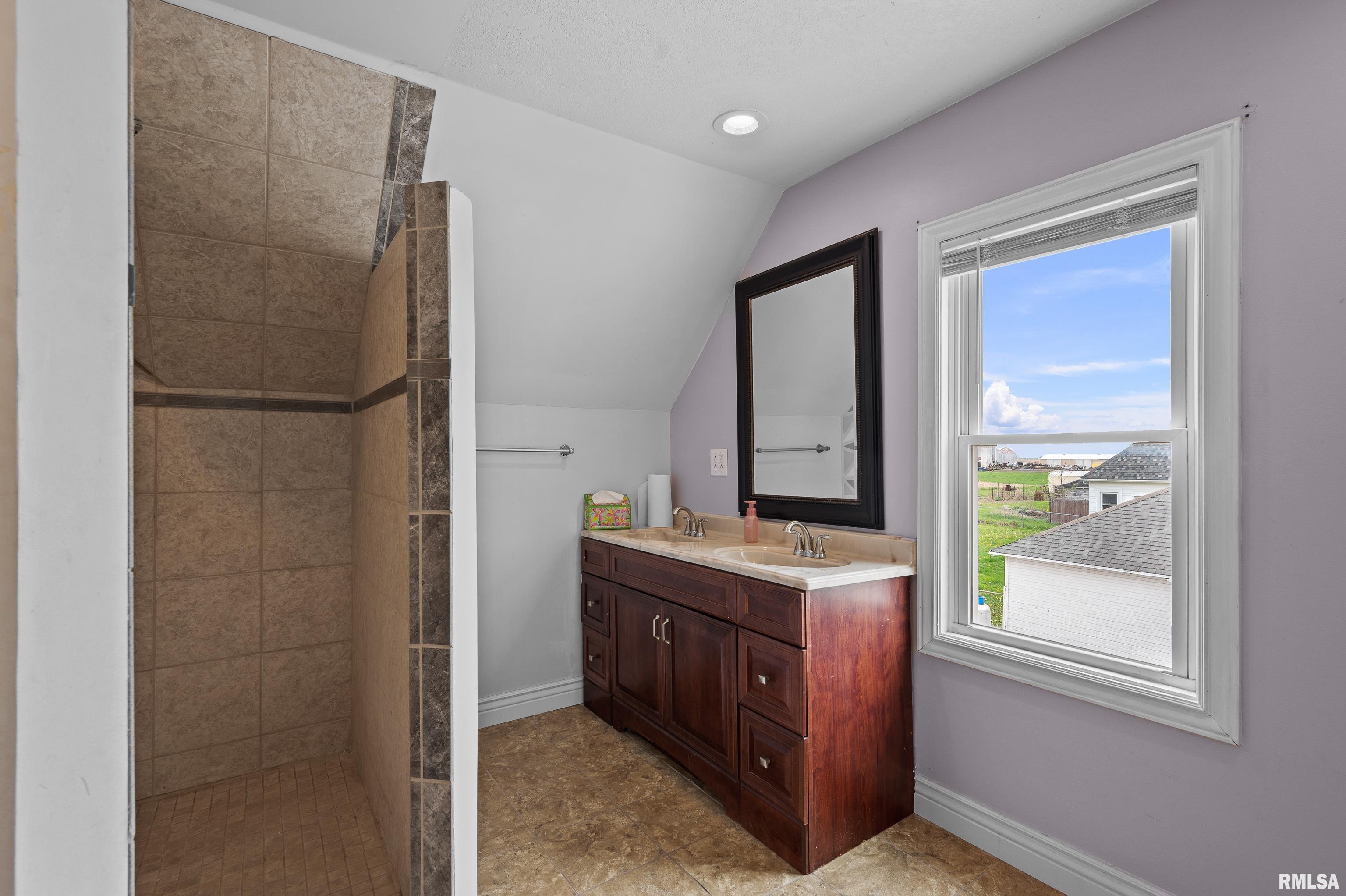 7106 134th Avenue West, Taylor Ridge, Illinois image 25