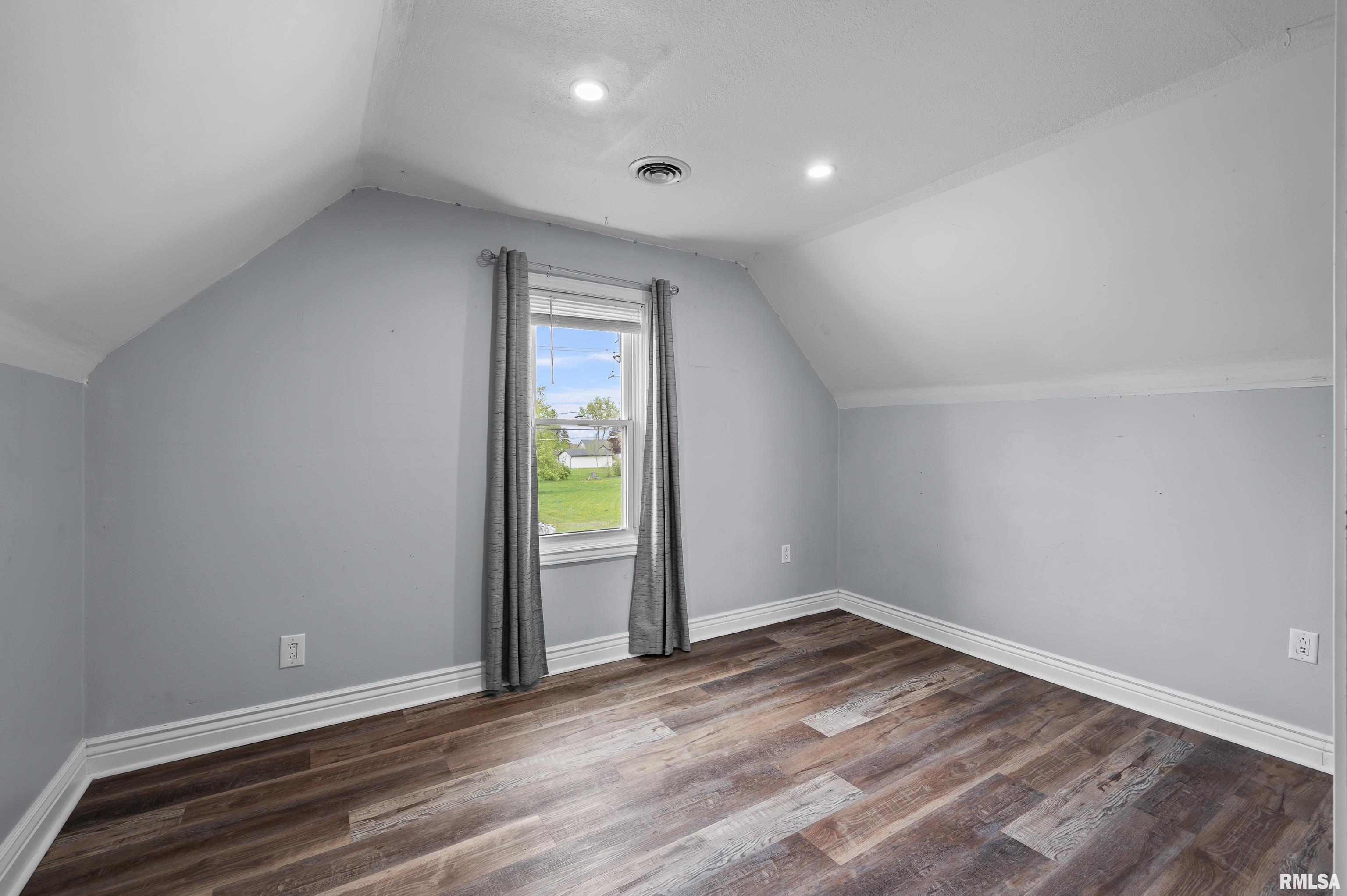 7106 134th Avenue West, Taylor Ridge, Illinois image 23