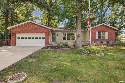 Homes For Sale - 103 Oak Street<br/> Morton, IL 61550