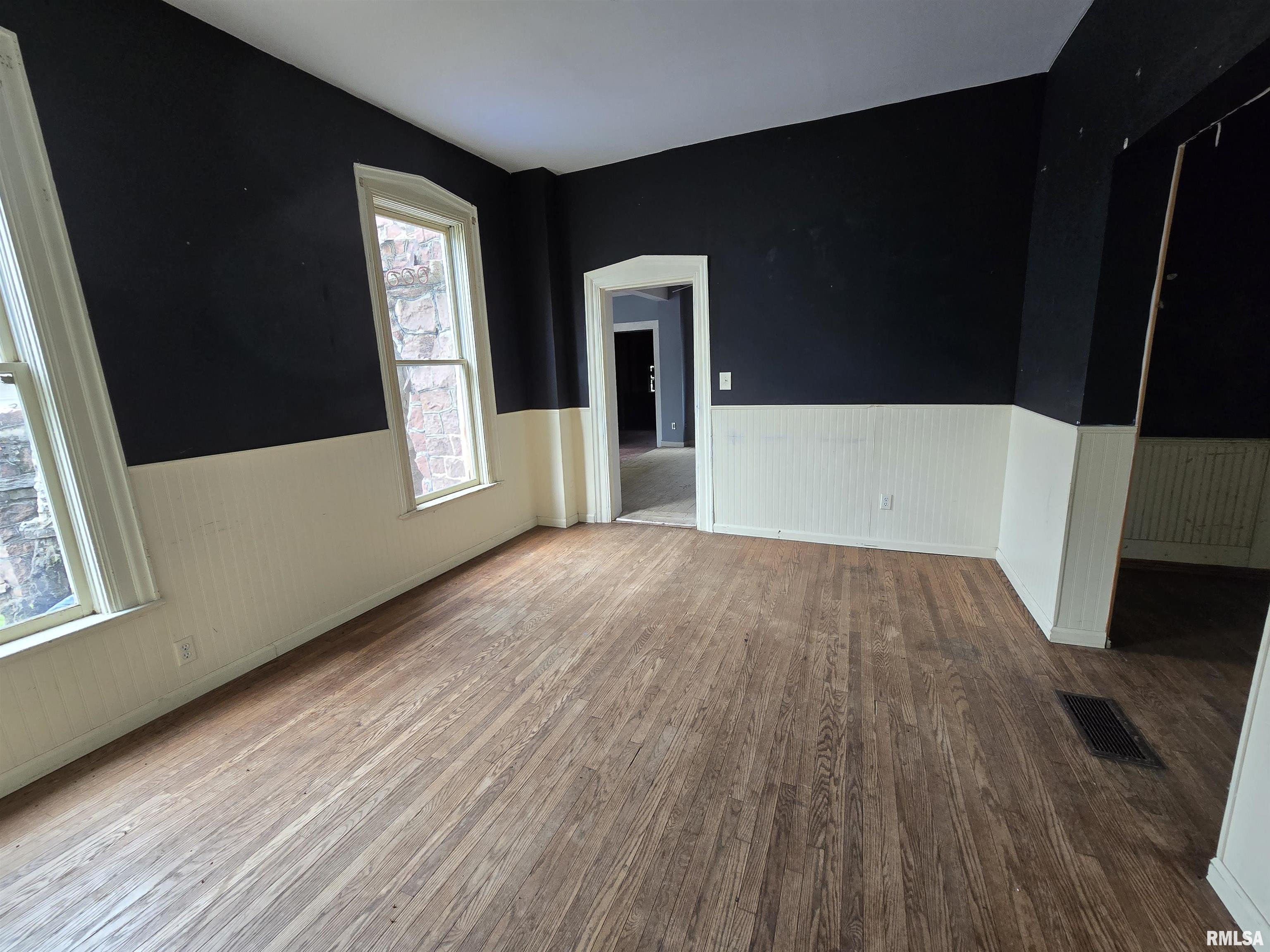 327 N 3rd Street, Greenville, Illinois image 11
