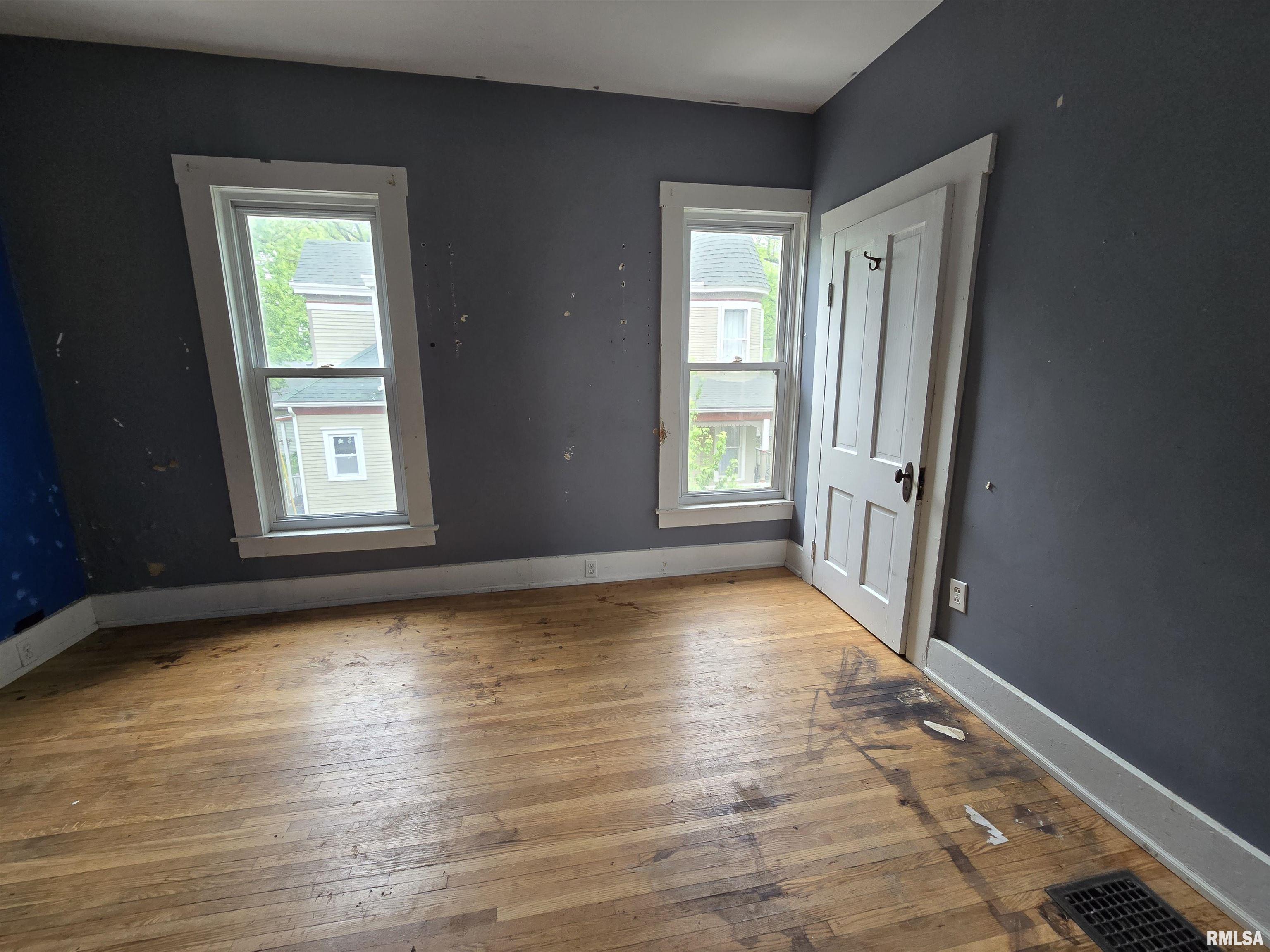 327 N 3rd Street, Greenville, Illinois image 15