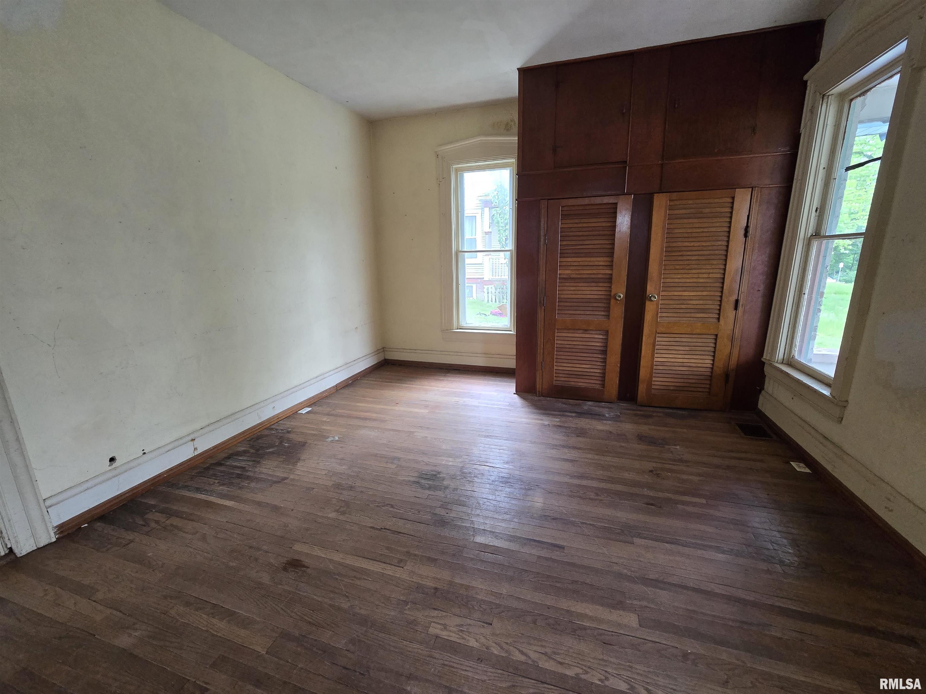 327 N 3rd Street, Greenville, Illinois image 10