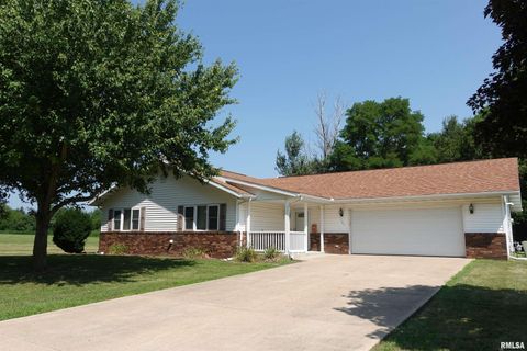 Homes For Sale - 107 Weber Road<br/> Galesburg, IL 61401