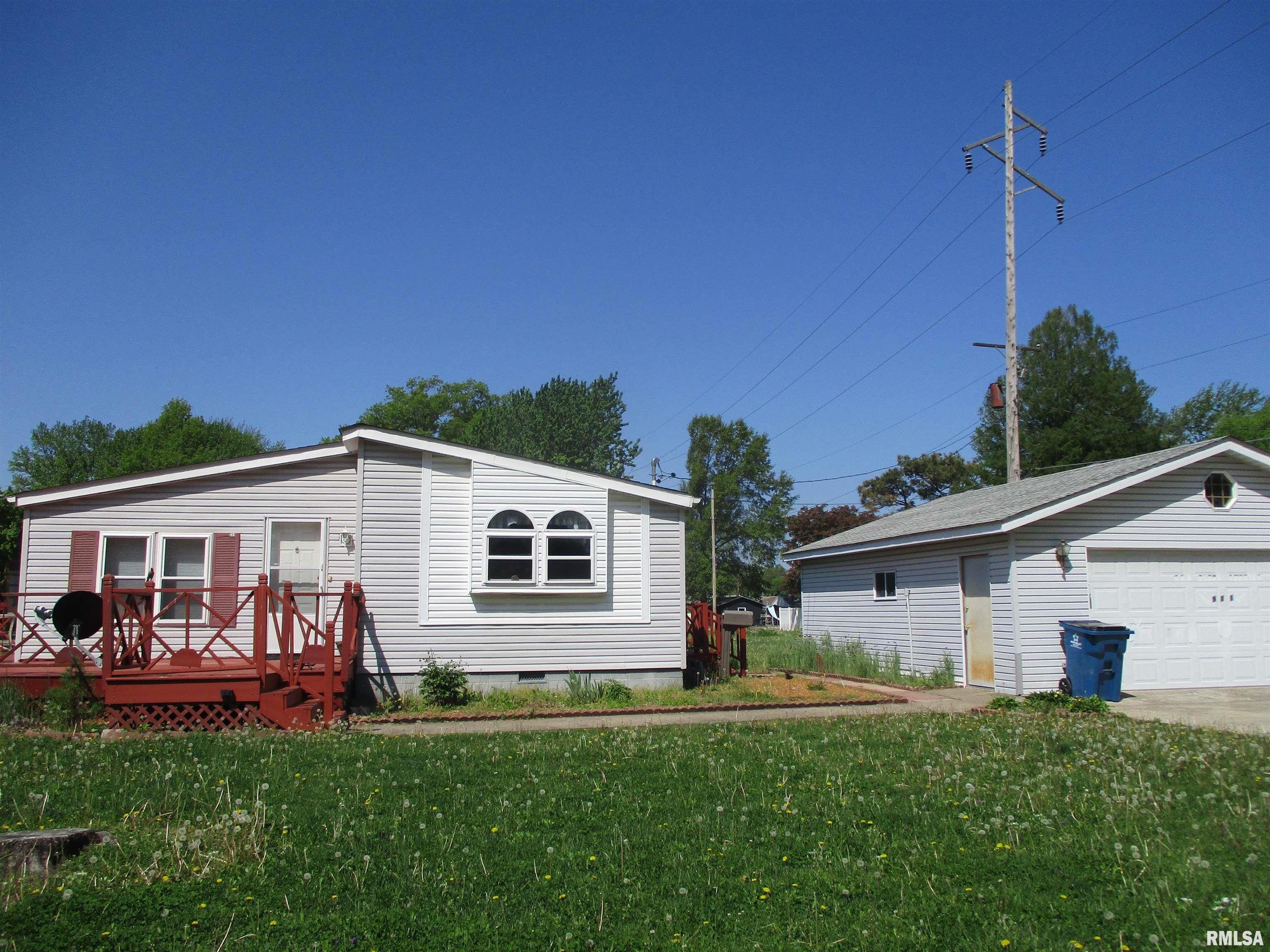 911 N Buchanan Street, Benton, Illinois image 4