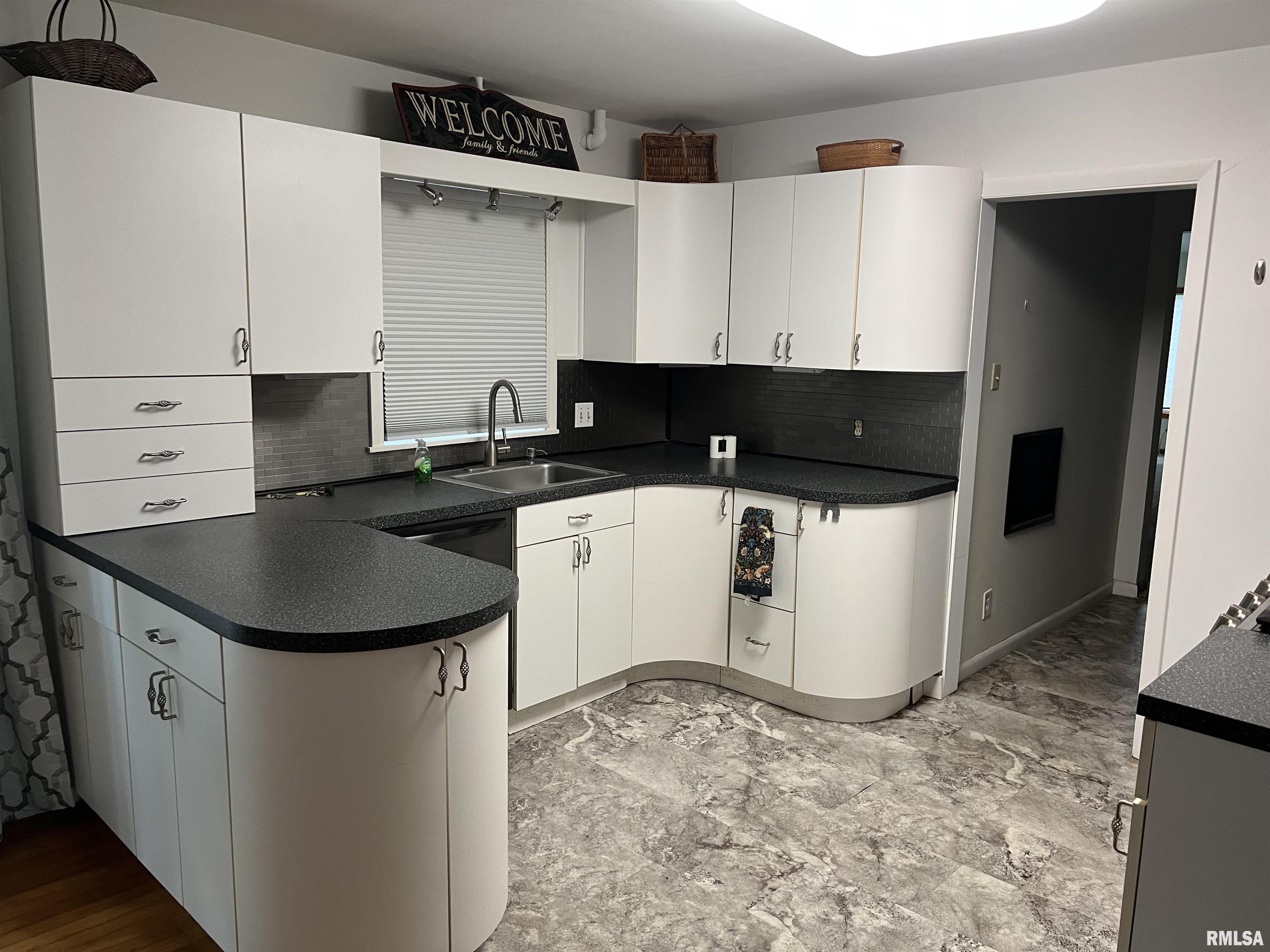 1000 S Johnson Street, Carbondale, Illinois image 4