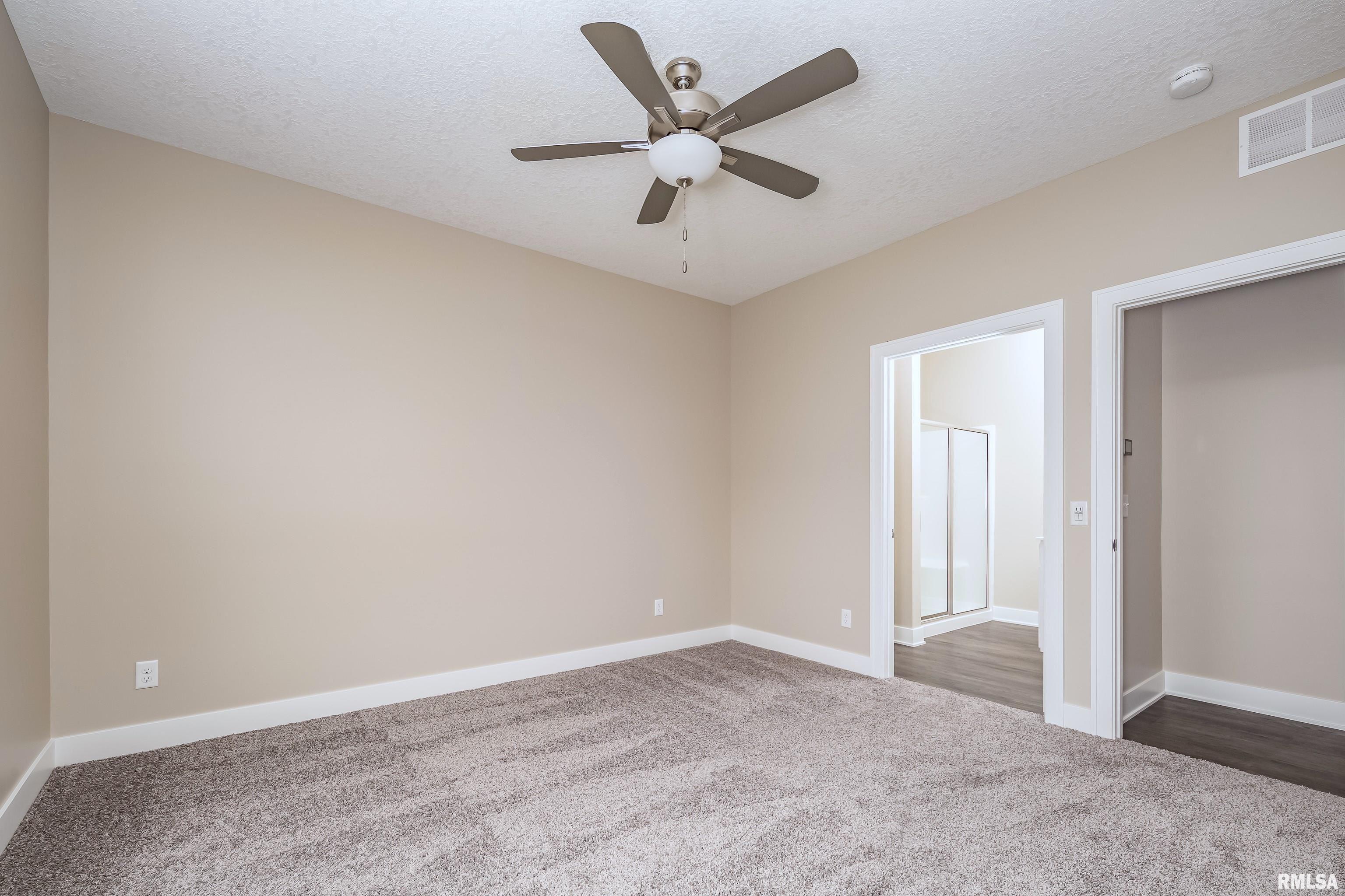 131 Beacon Harbor Parkway, East Moline, Illinois image 23