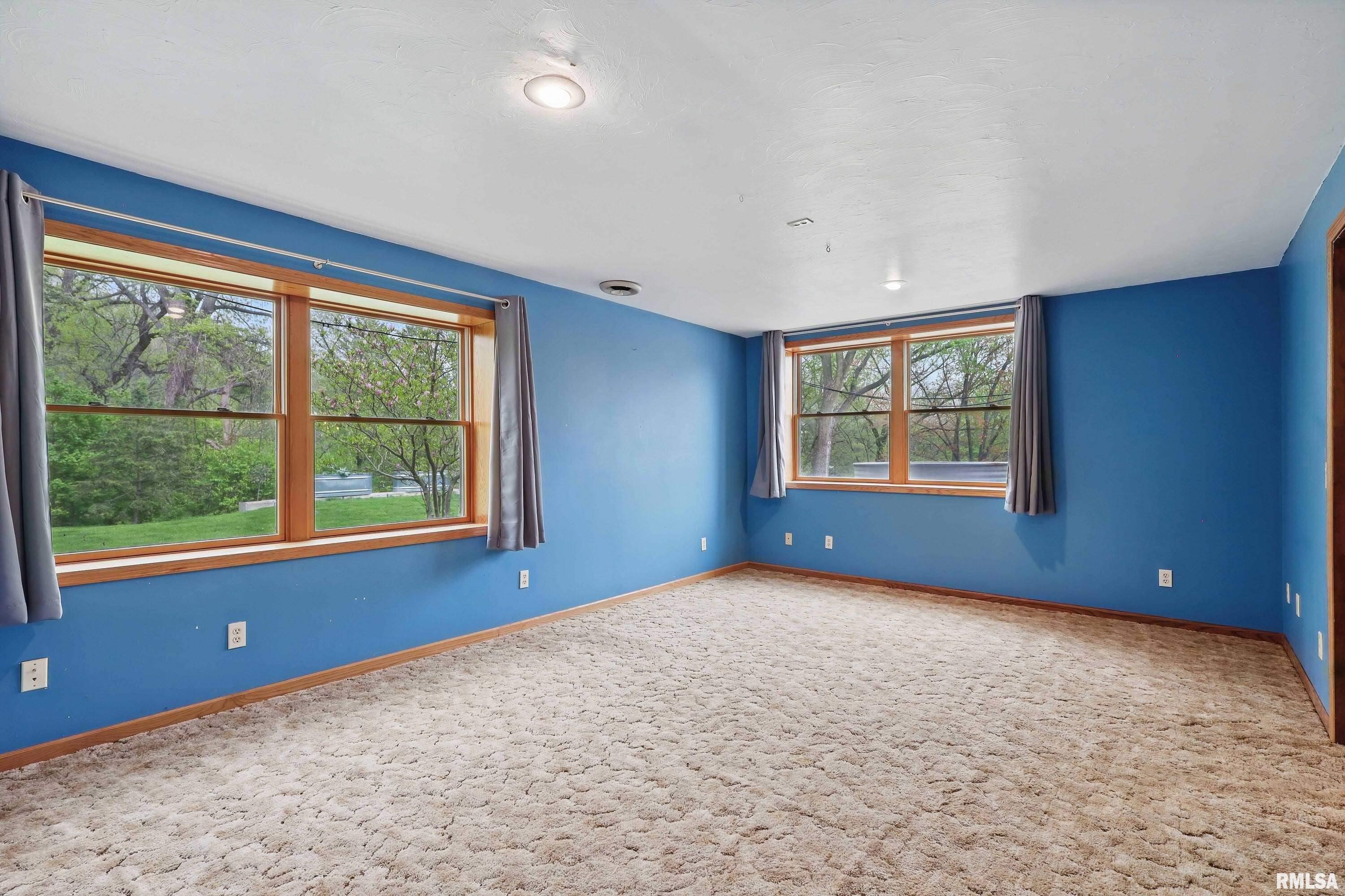 6318 Dodds Drive, Bettendorf, Iowa image 26