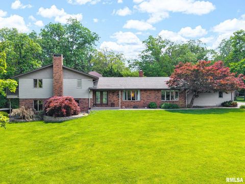 Homes For Sale - 1450 NE Windermere Drive<br/> Tazewell County, Tremont, IL 61568