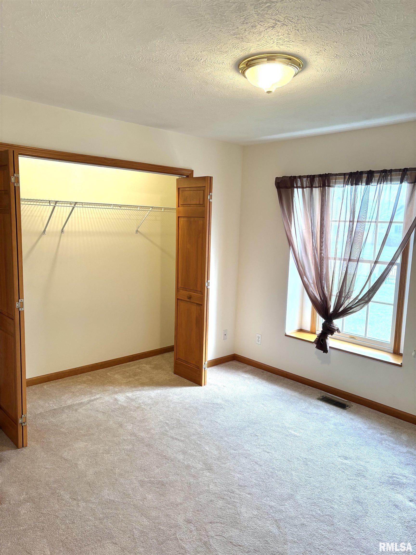 1245 Oakbrook Avenue, Chatham, Illinois image 42